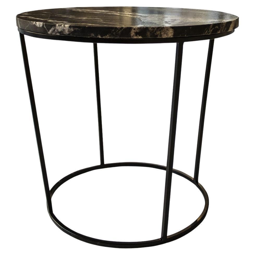 Contemporary Side Table in Iron and Varnished Marquina Marble, Spain 2023 For Sale