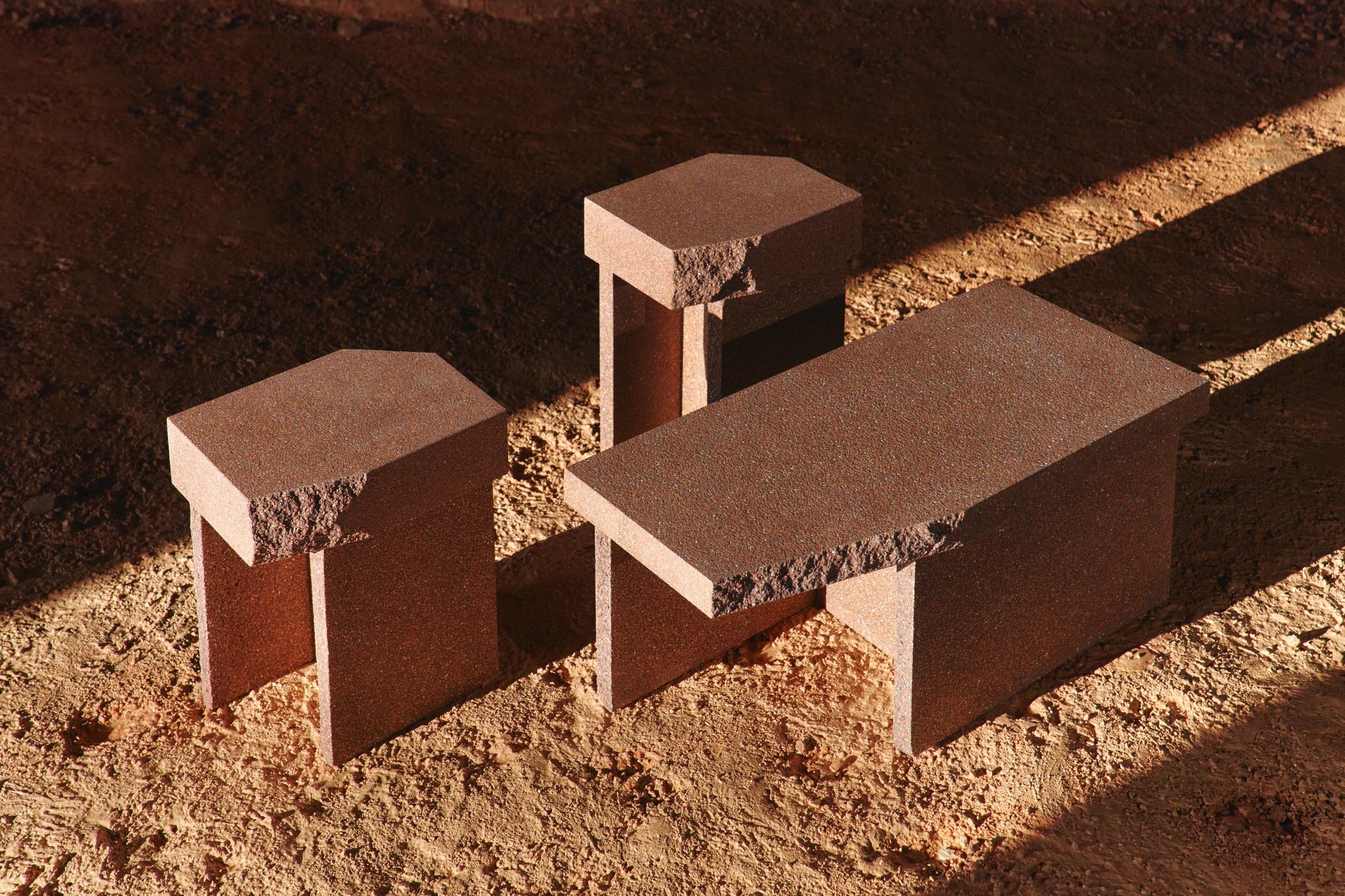 Mesa auxiliar contemporánea baja 