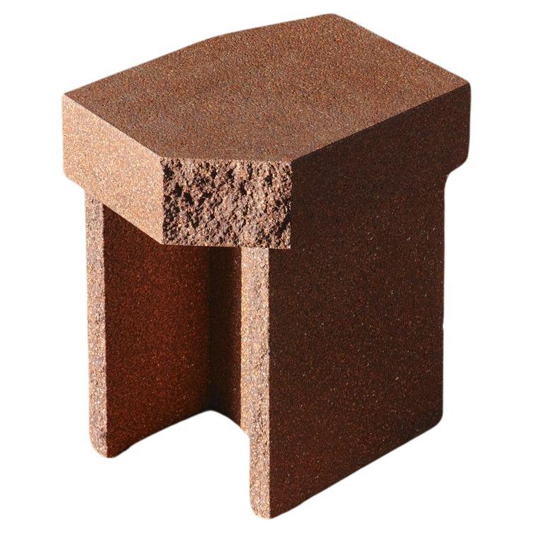 Zeitgenössischer Beistelltisch Low 'Kern' von Monica Förster X Fogia, Braun Terrakotta