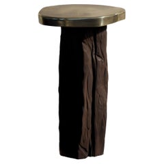 Tavolino contemporaneo 'TAVO' di Eichkorn, ottone e Oak, personalizzabile