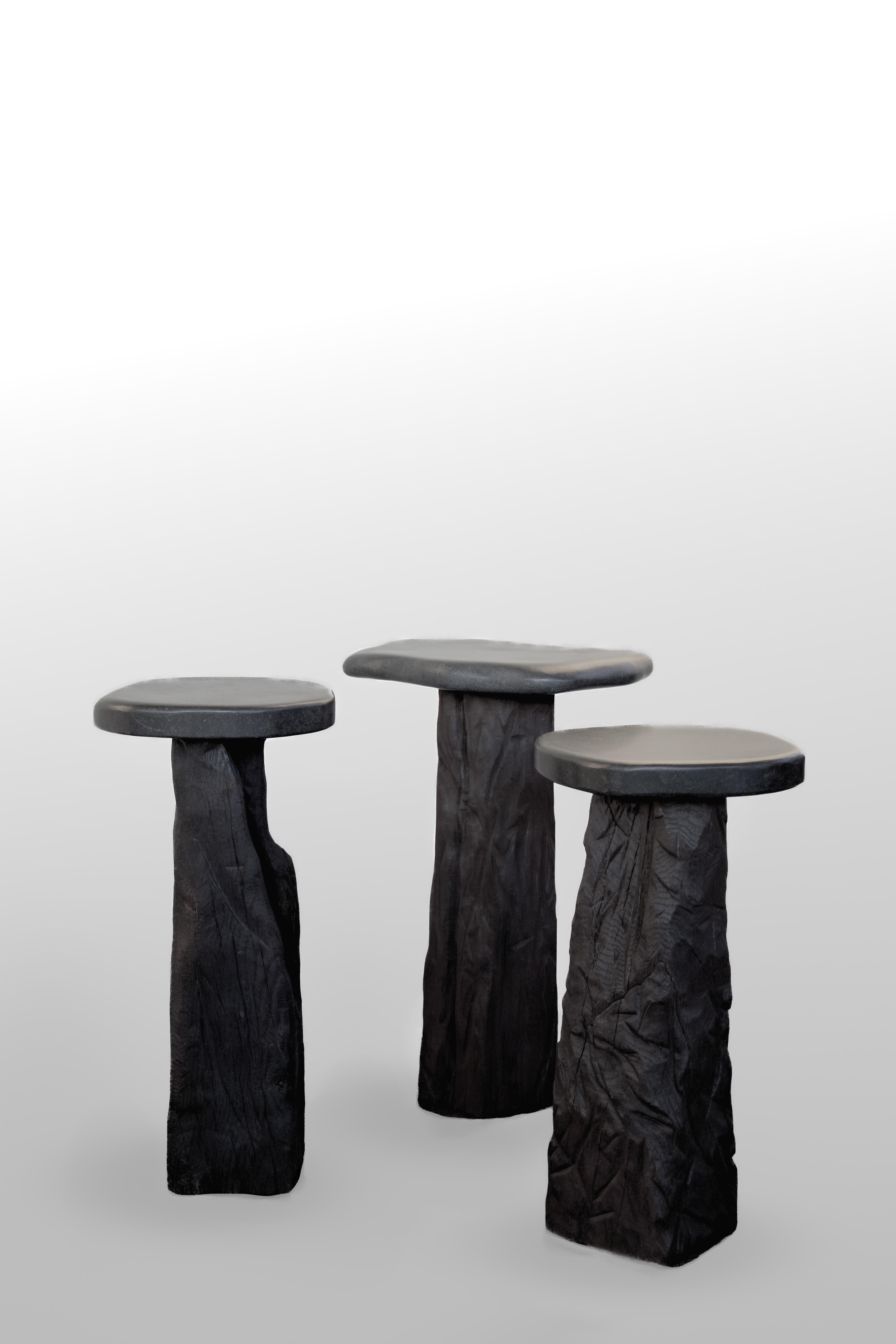 Contemporary Beistelltisch 'TAVO' von Eichkorn, Stein und Eiche, anpassbar (Brutalismus) im Angebot