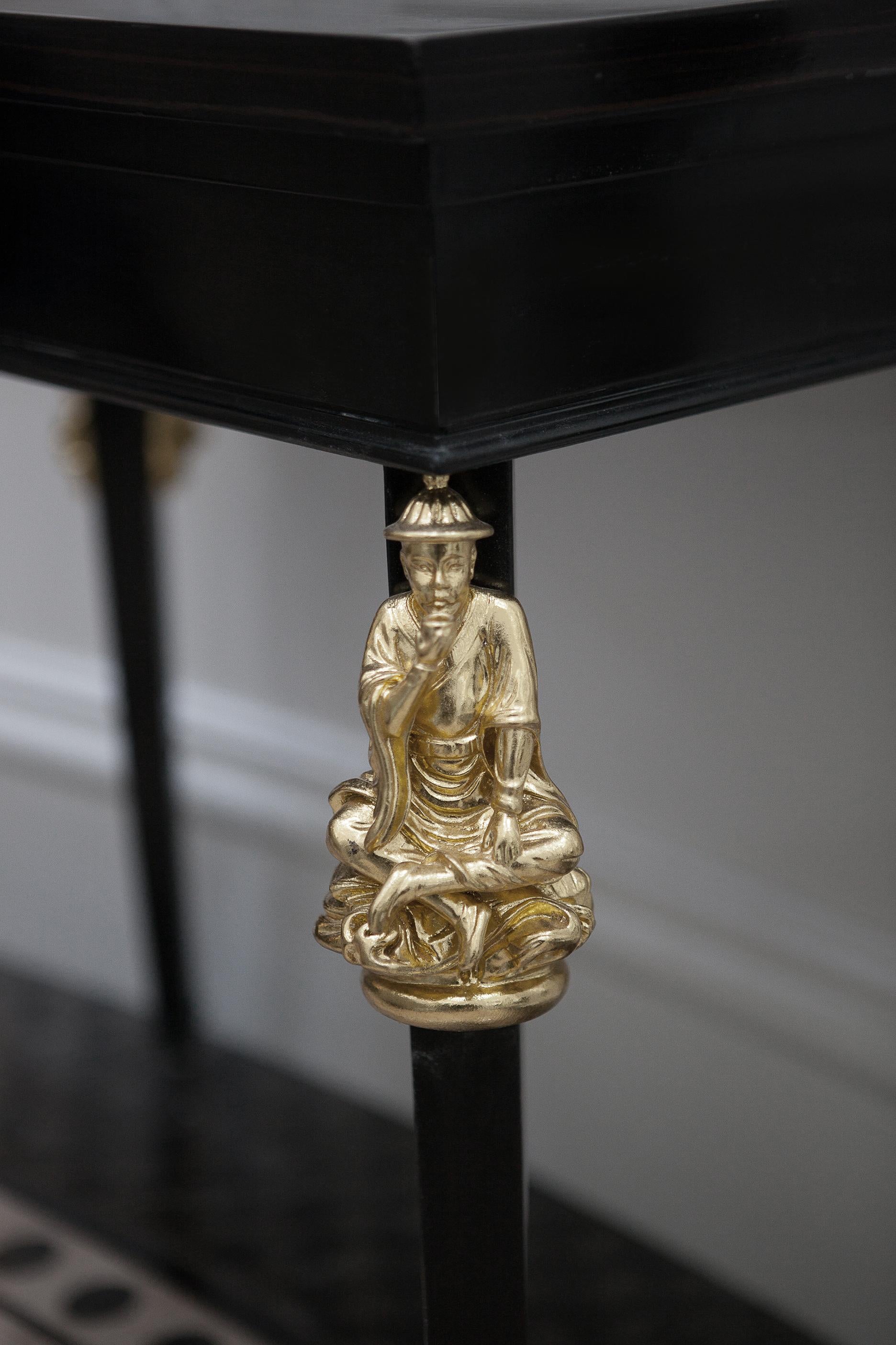 Contemporary side table with Gold Chinoiserie elements by Alexander's Collection In Good Condition For Sale In Hong Kong, HK