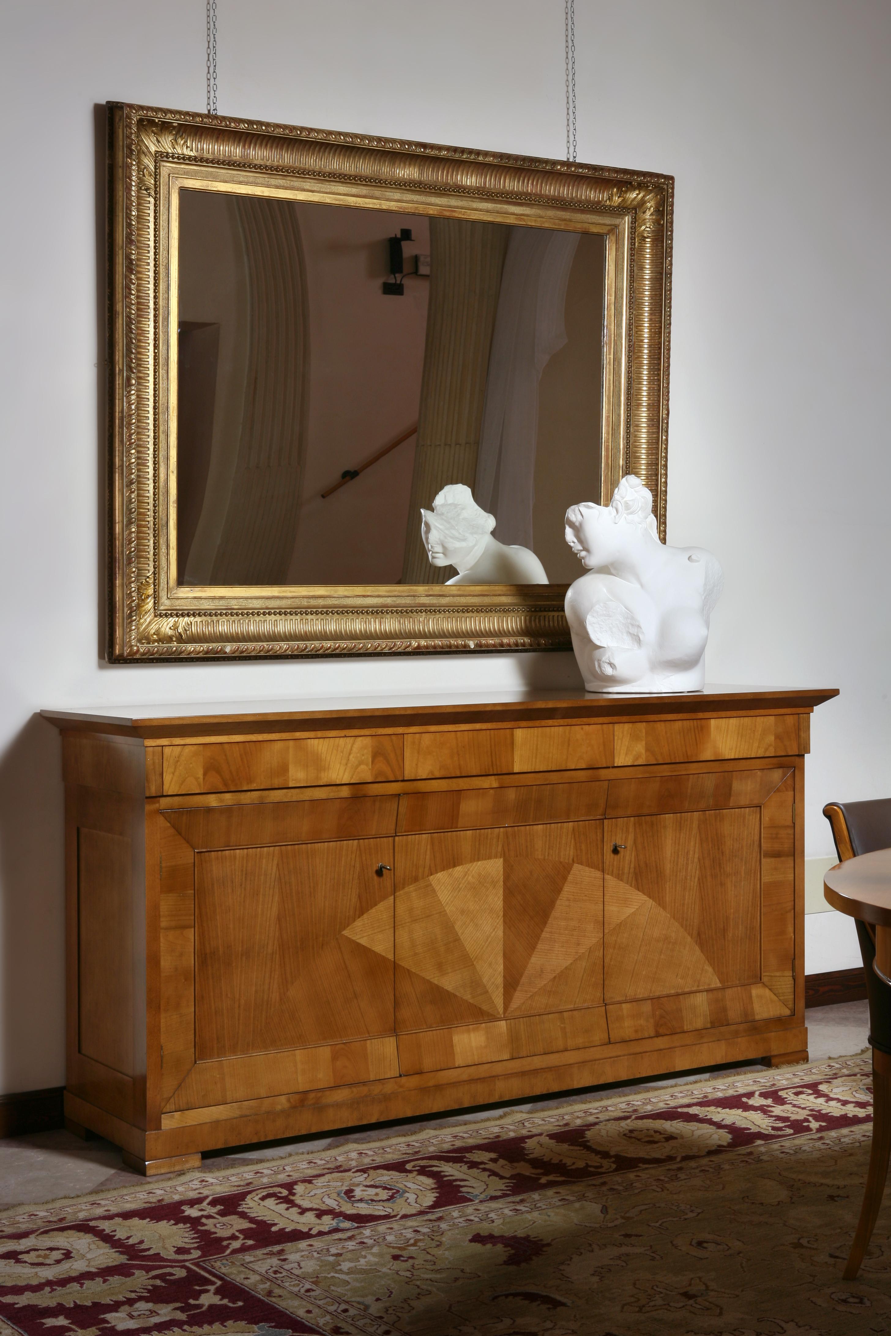 Sideboard in Biedermeier Style, Made of Cherry Wood In New Condition In Salizzole, IT