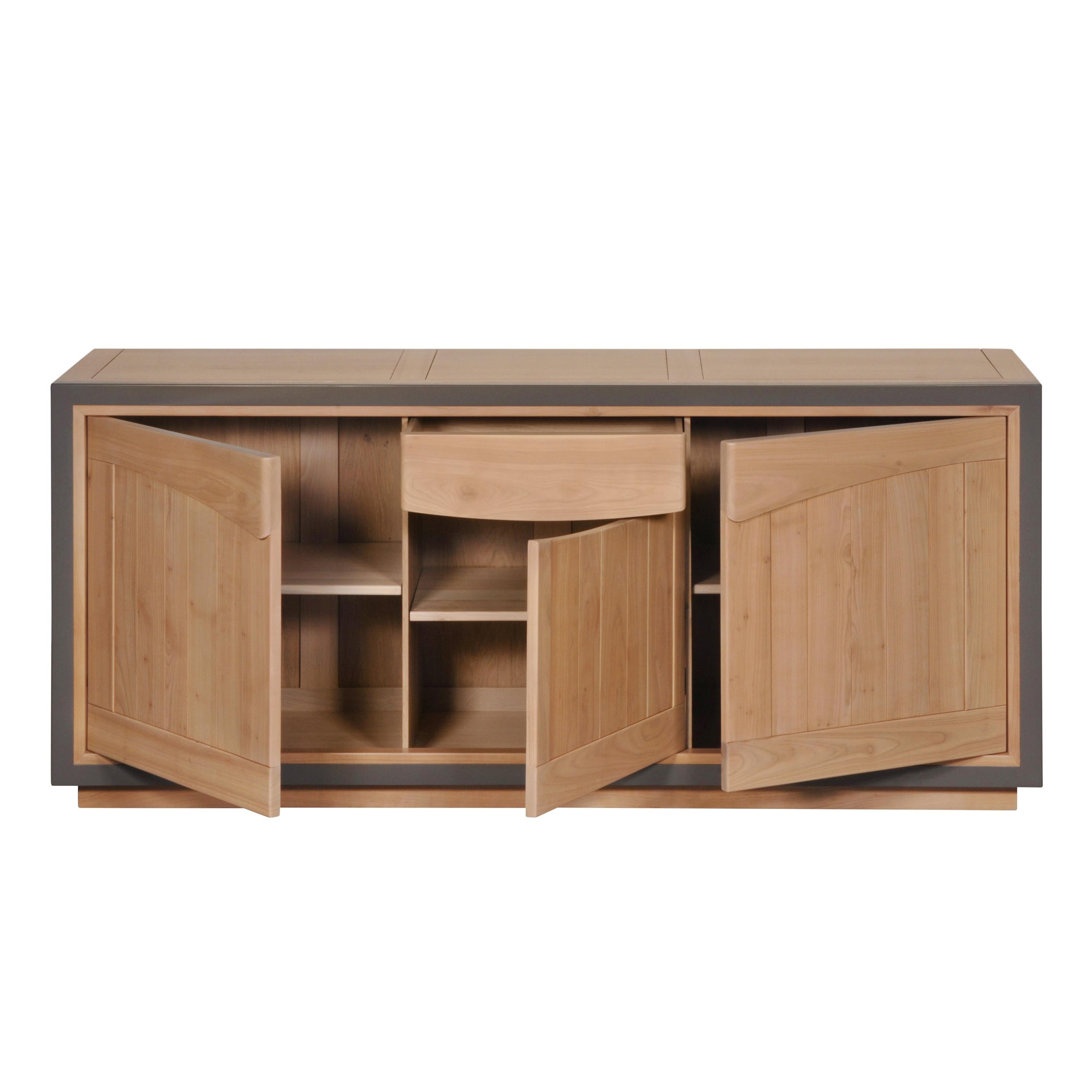 Zeitgenössisches Sideboard aus Kirschbaumholz, 3 Türen und 1 Schublade, 100 % Made in France (Holz) im Angebot