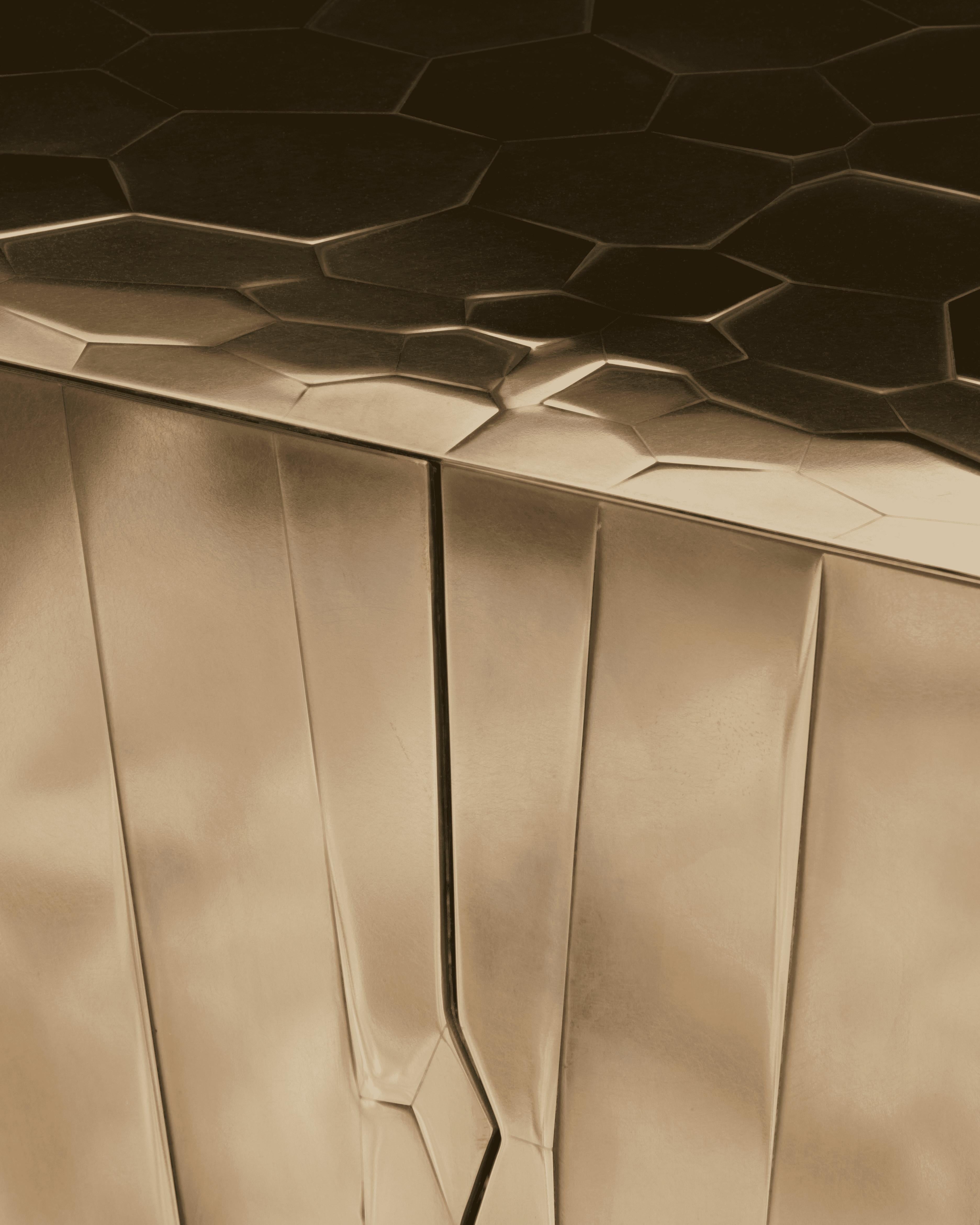 Ottone Contemporary Sideboard in Patinated & Polised Brass Marquetry by Erwan Boulloud in vendita