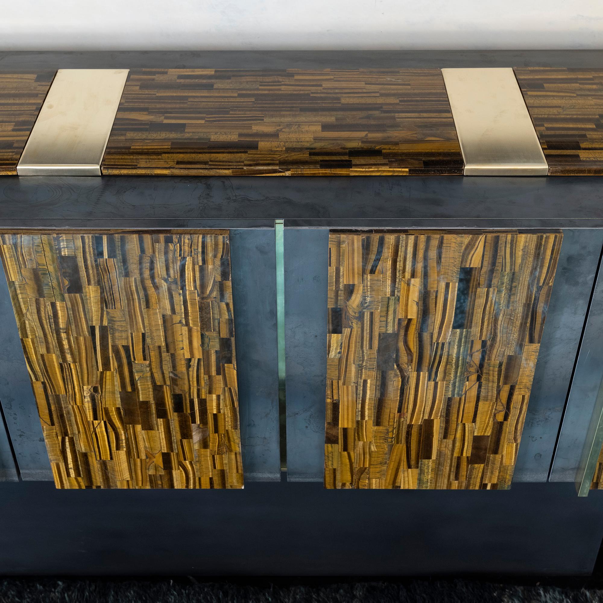 Contemporary Sideboard Natural Steel and Golden Tiger Eye Decorative Panels For Sale 2