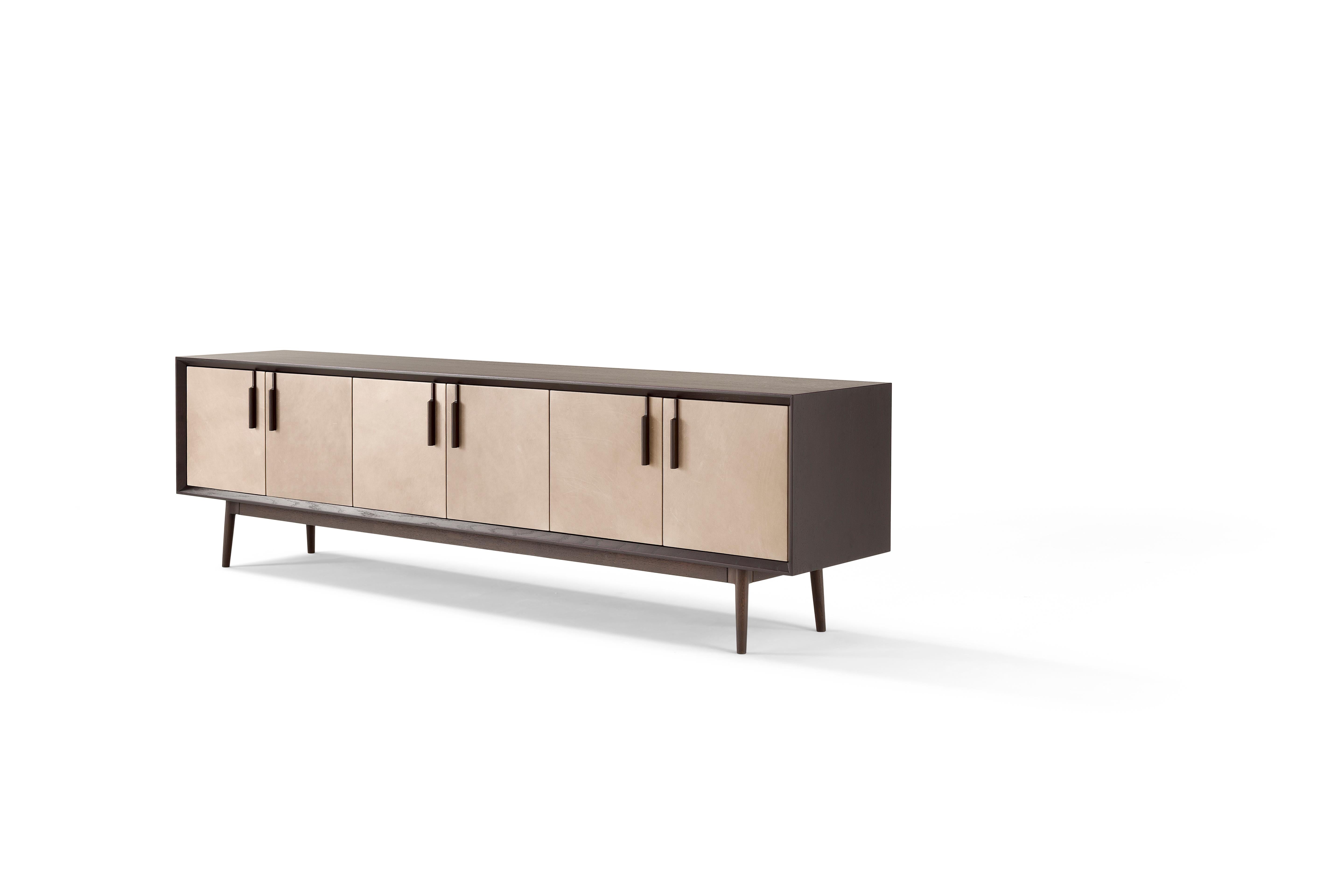 XXIe siècle et contemporain Buffet contemporain 'THEO' Wood Wood et Leather en vente