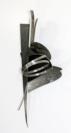 Escultura contemporánea de pared de metal y acero firmada Christiane Martens, años 90
