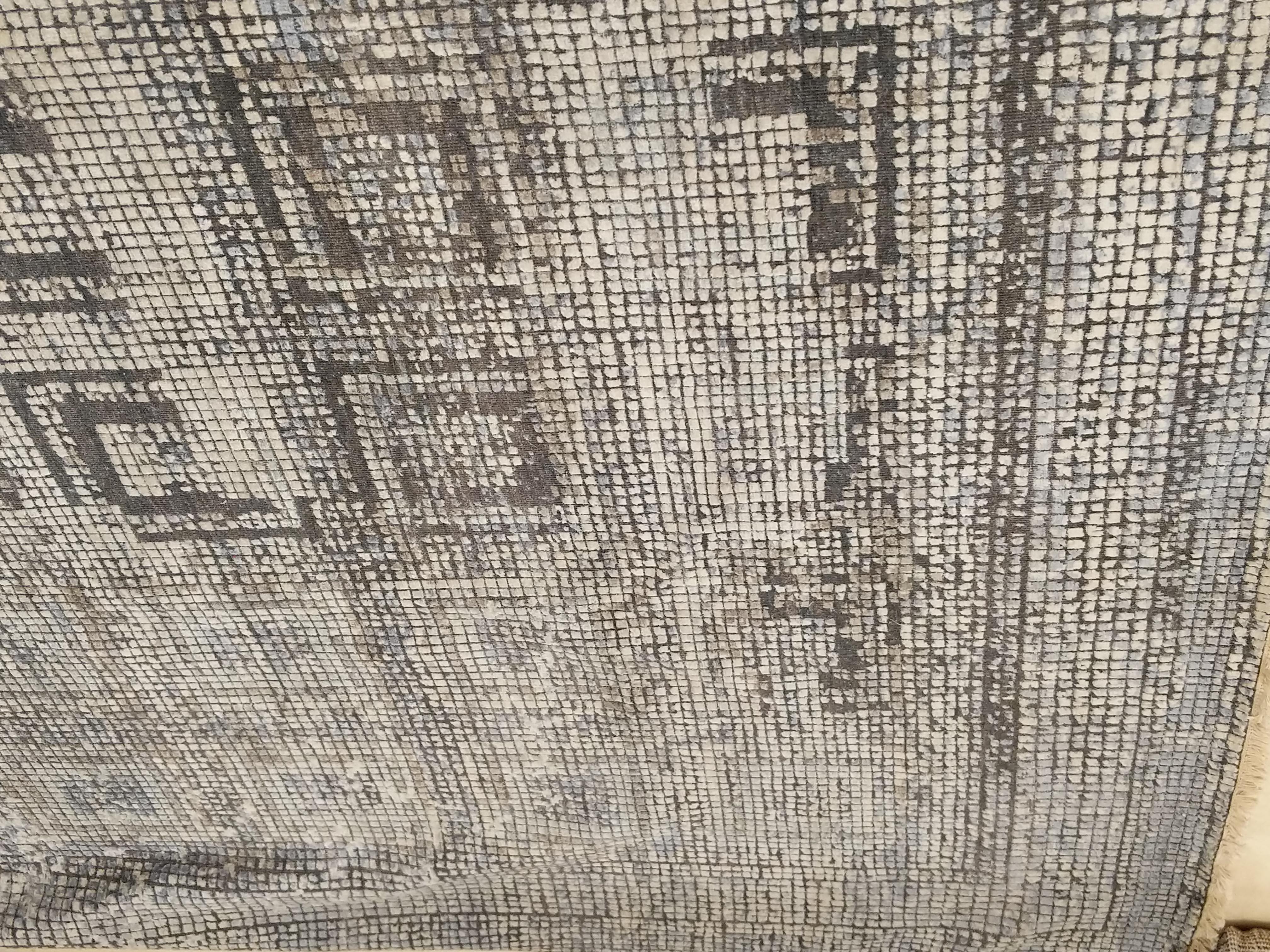 Tapis de soie contemporain à motif de mosaïque byzantine ancienne en vente 4