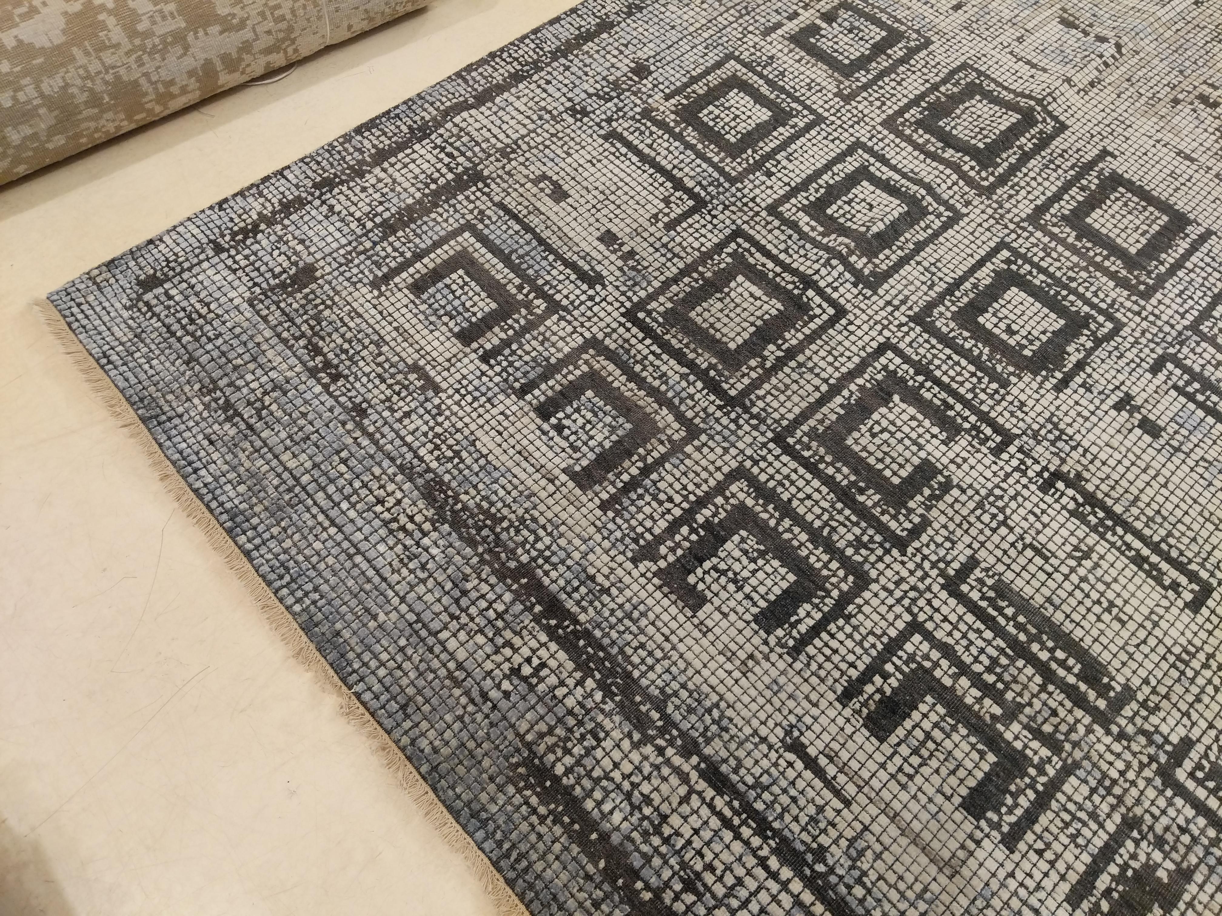 Classical Roman Contemporary Silk Rug with Ancient Byzantine Mosaic Pattern For Sale