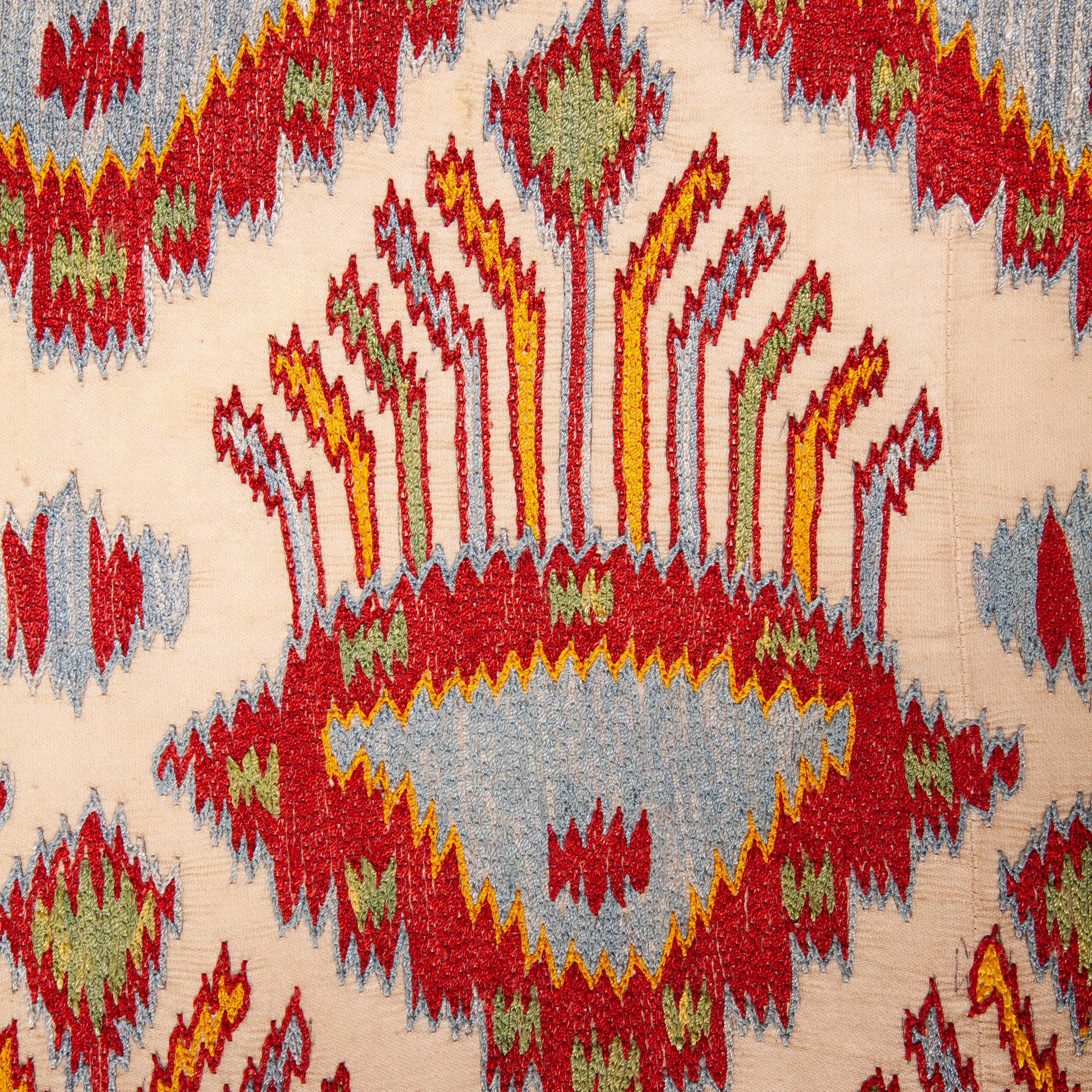 Contemporary Silk Suzani Inspired by Ikat Design, 21st Century In Good Condition In Istanbul, TR