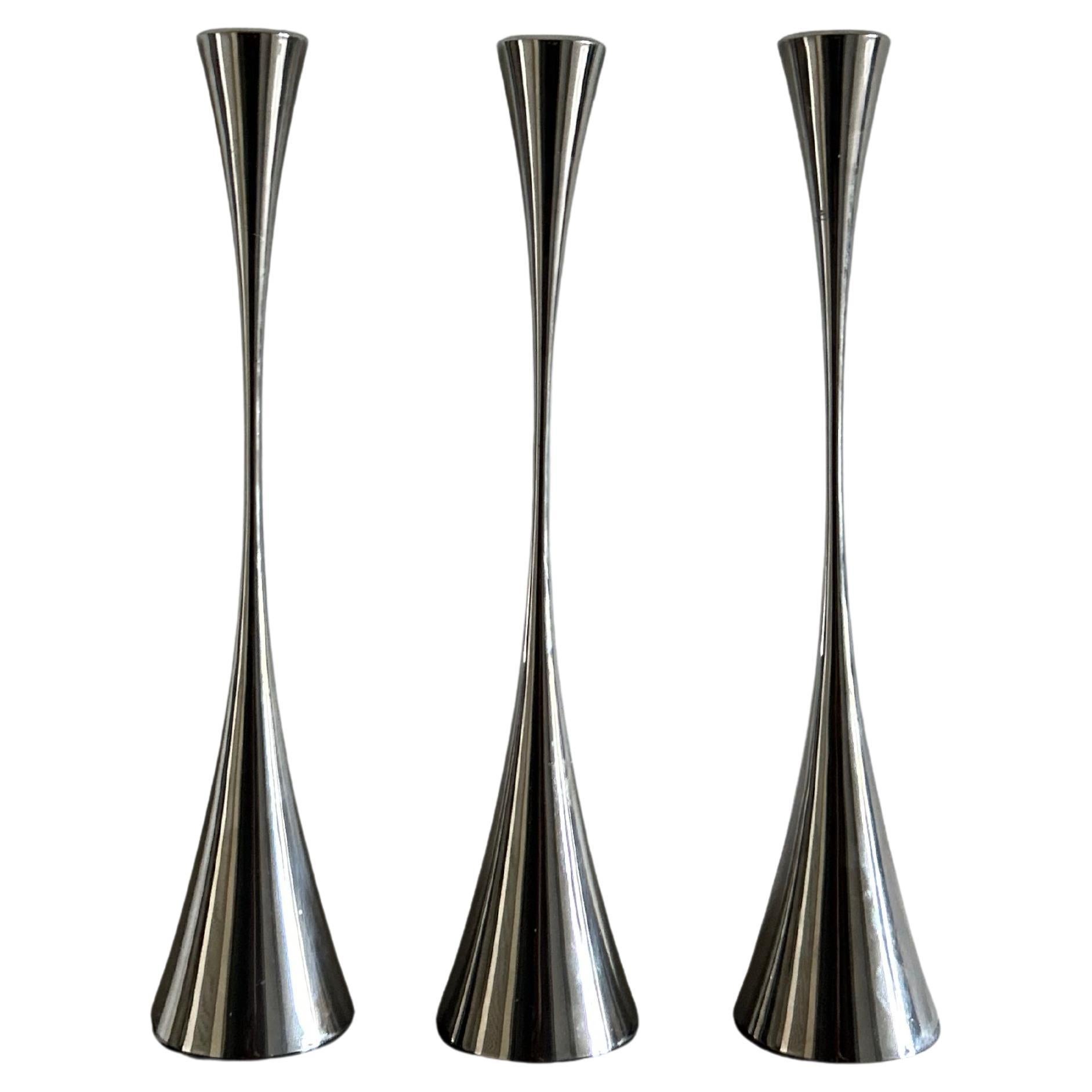 Candelieri contemporanei in argento, 14" H.