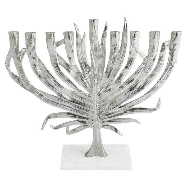 Menorah a forma di palma in metallo fuso in argento contemporaneo