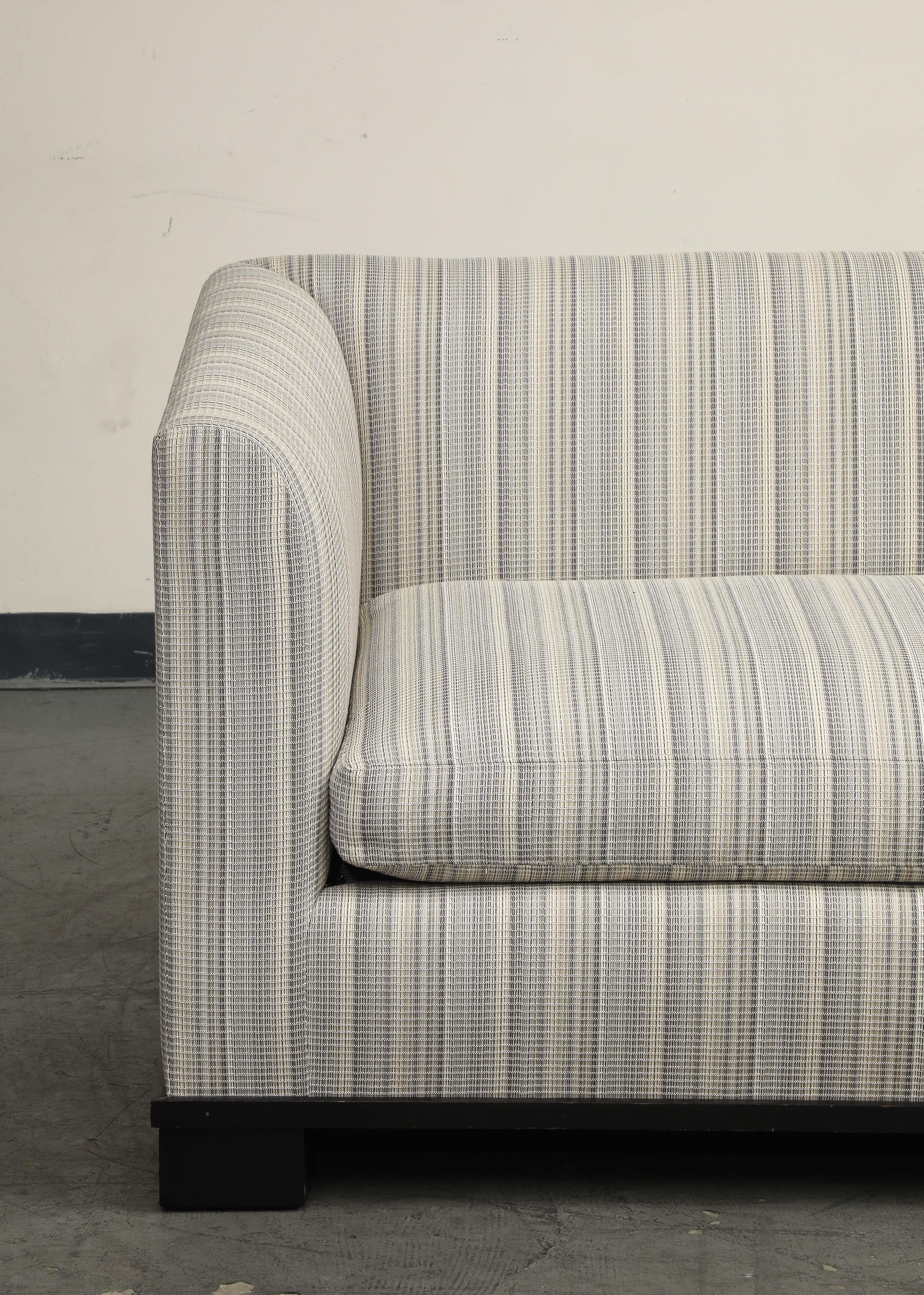Contemporary Single-Cushion Sofa For Sale 4