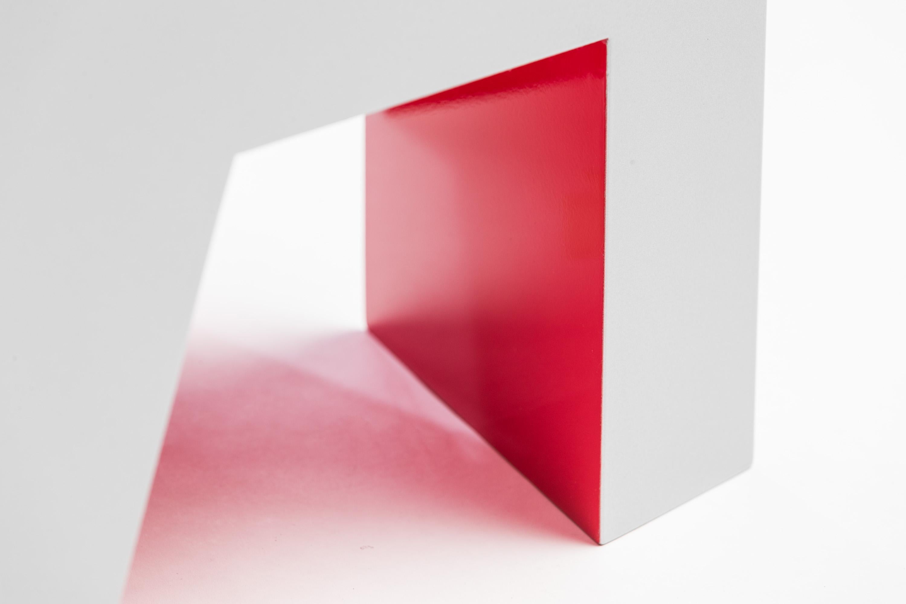 Zeitgenössischer stapelbarer Sissi-Sitz in Rot aus Aluminium von Altreforme im Zustand „Neu“ im Angebot in Calolziocorte (Lecco) Italy, IT