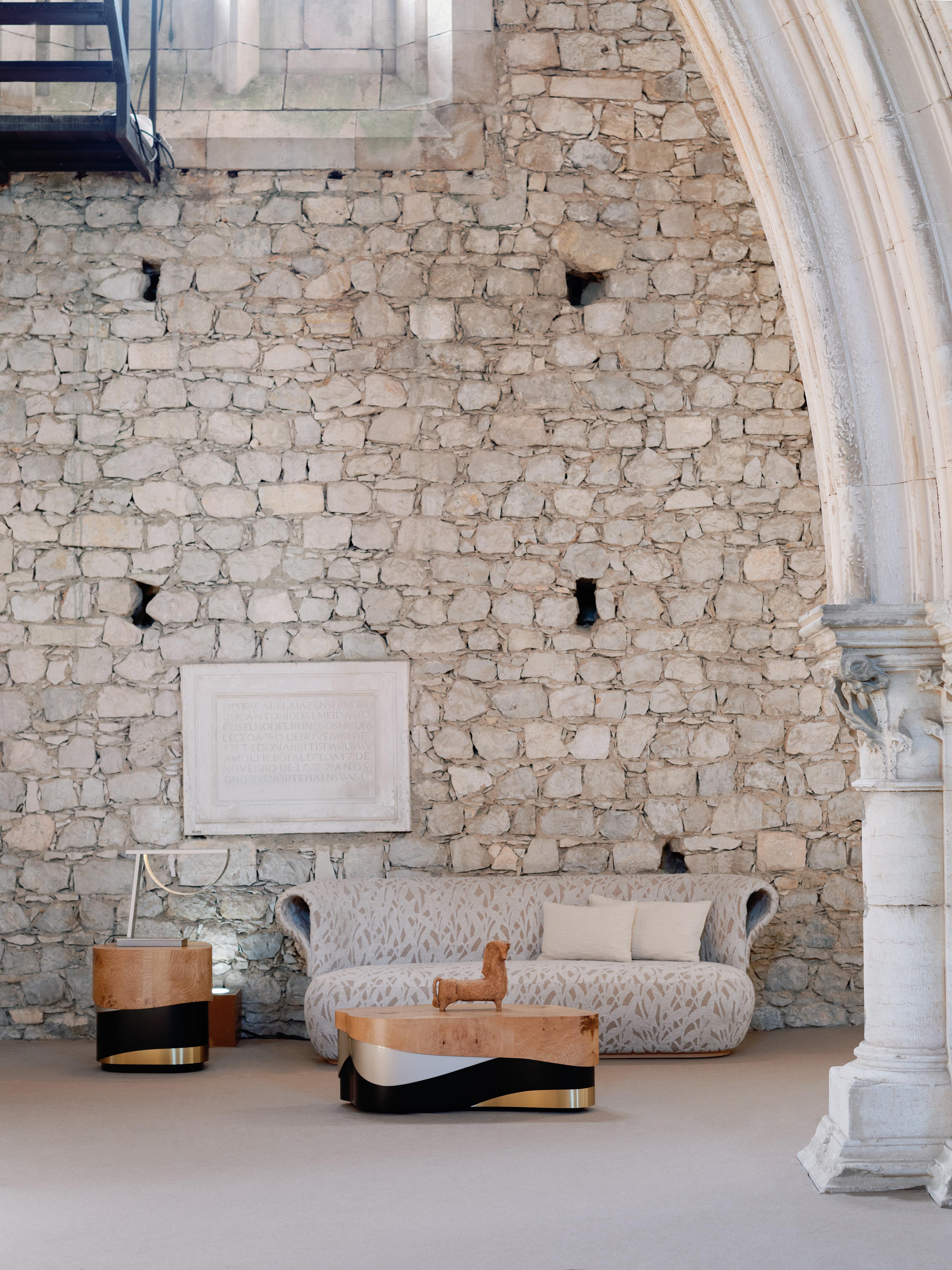 Table basse contemporaine Sistelo, Oak Root Brass, Handmade by Greenapple en vente 6