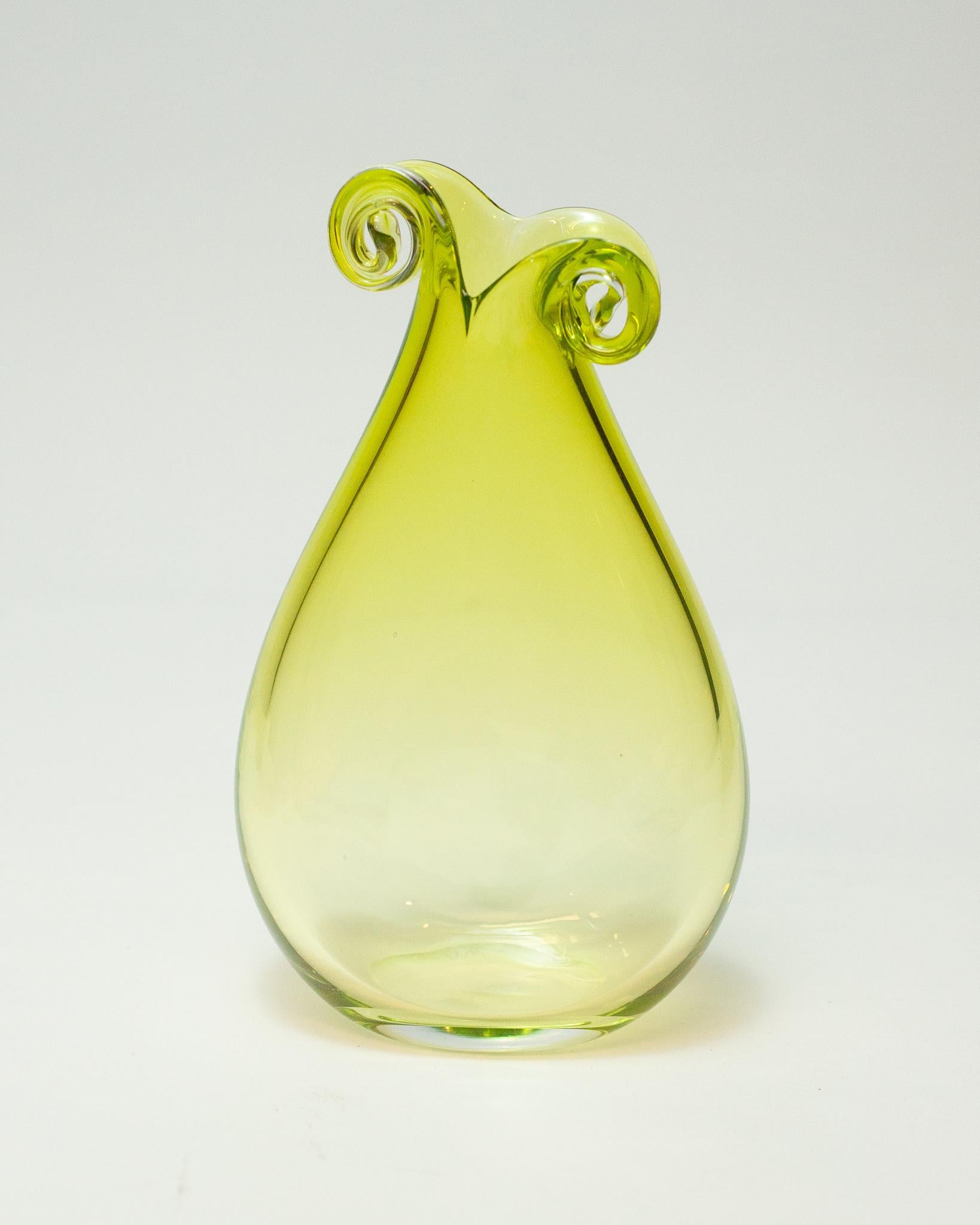 Contemporary Small Lime Green Curly Blown Glass Vase In New Condition In Toronto, ON