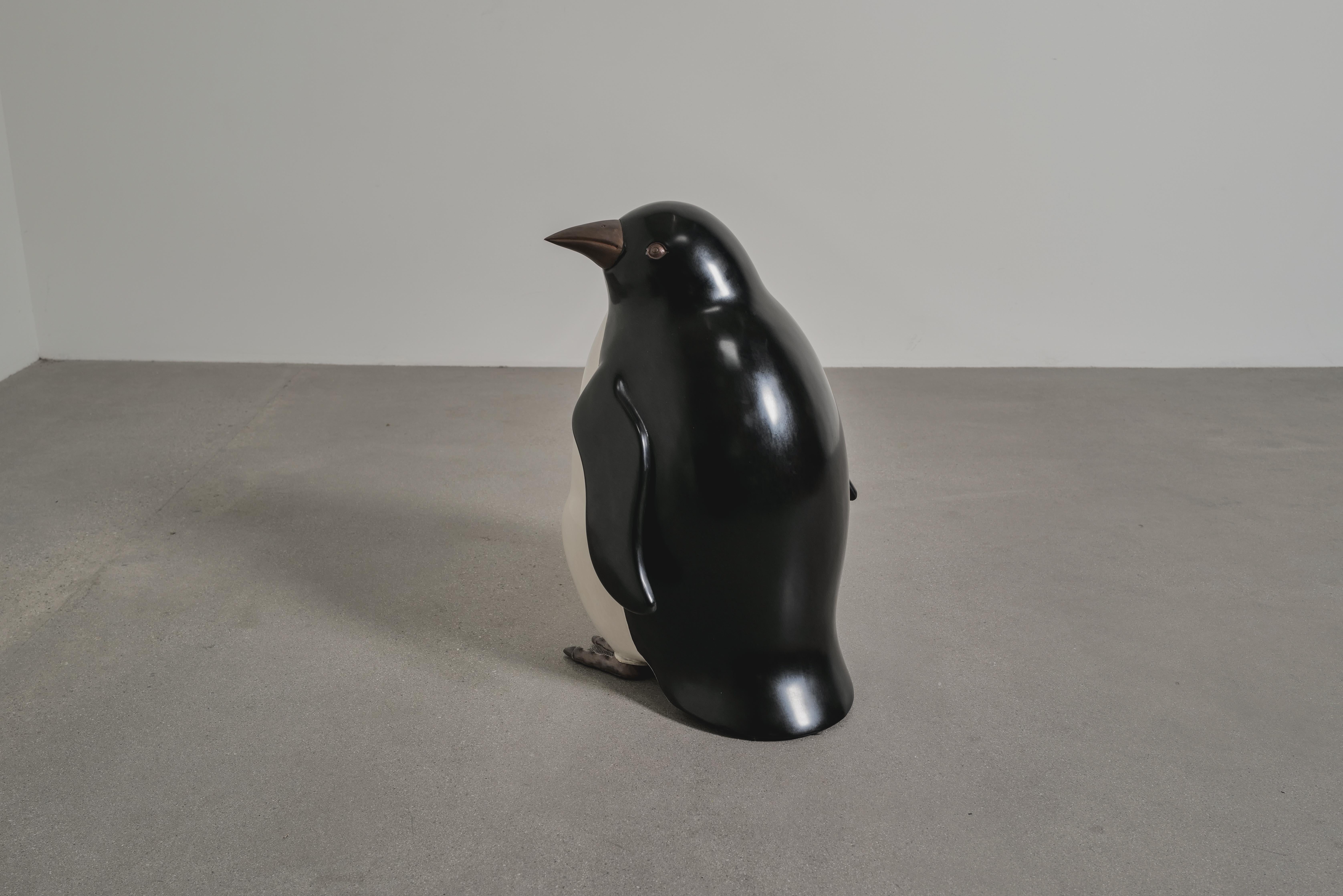 Contemporary Small Penguin in Black and Cream Lacquer by Robert Kuo, Limited In New Condition For Sale In Los Angeles, CA