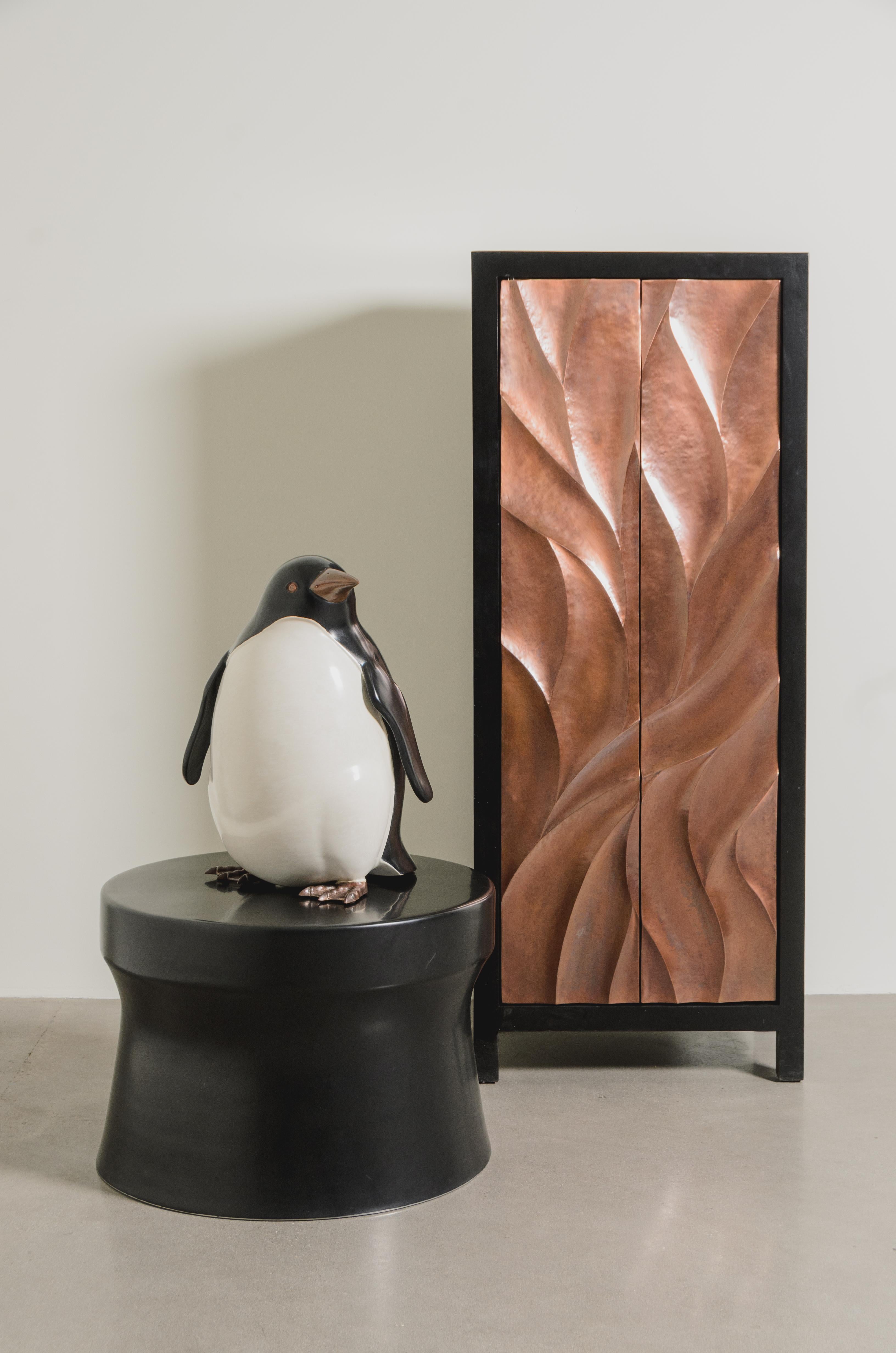 Contemporary Small Penguin in Black and Cream Lacquer by Robert Kuo, Limited For Sale 3