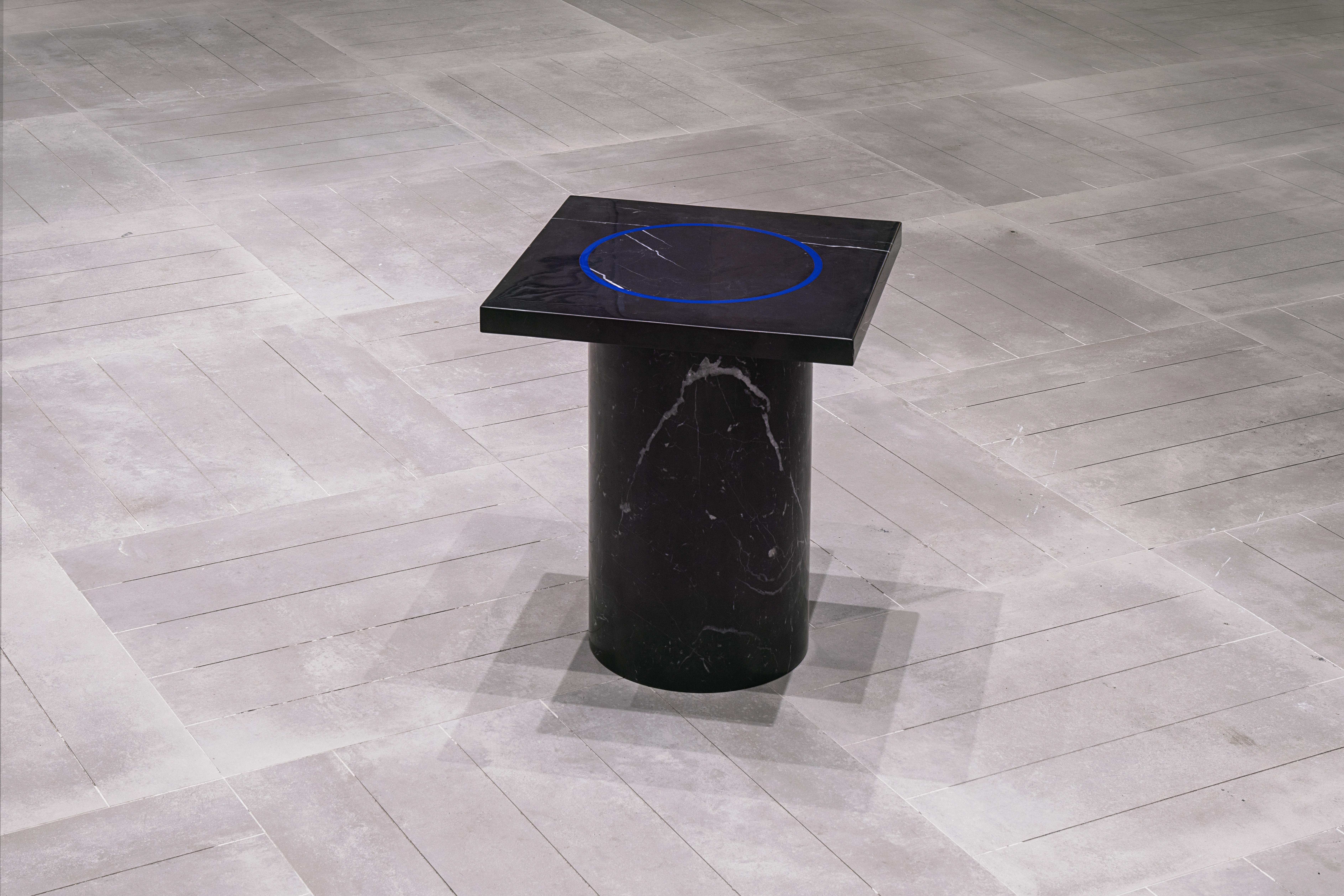 'DISLOCATION' collection by Buzao, small table
Black Marquina marble
Measures: 40 x 40 x H 38 cm

Studio Buzao from Guangzhou (China) is exploring innovation with furniture and lighting design. From marble to lava stone, from electroplated stainless