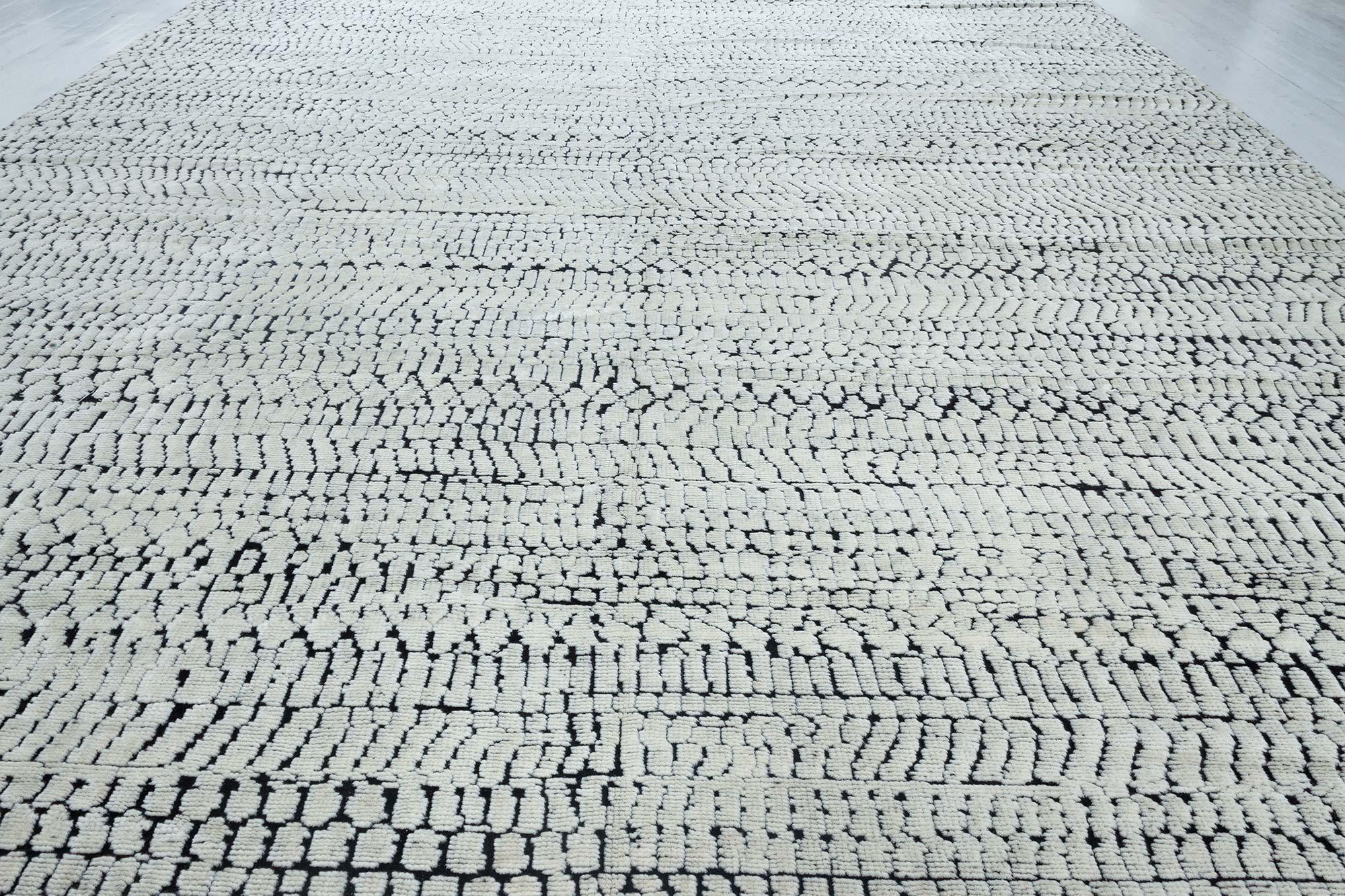 Contemporary 'Society' Black and White Handmade Wool Rug by Doris Leslie Blau In New Condition For Sale In New York, NY