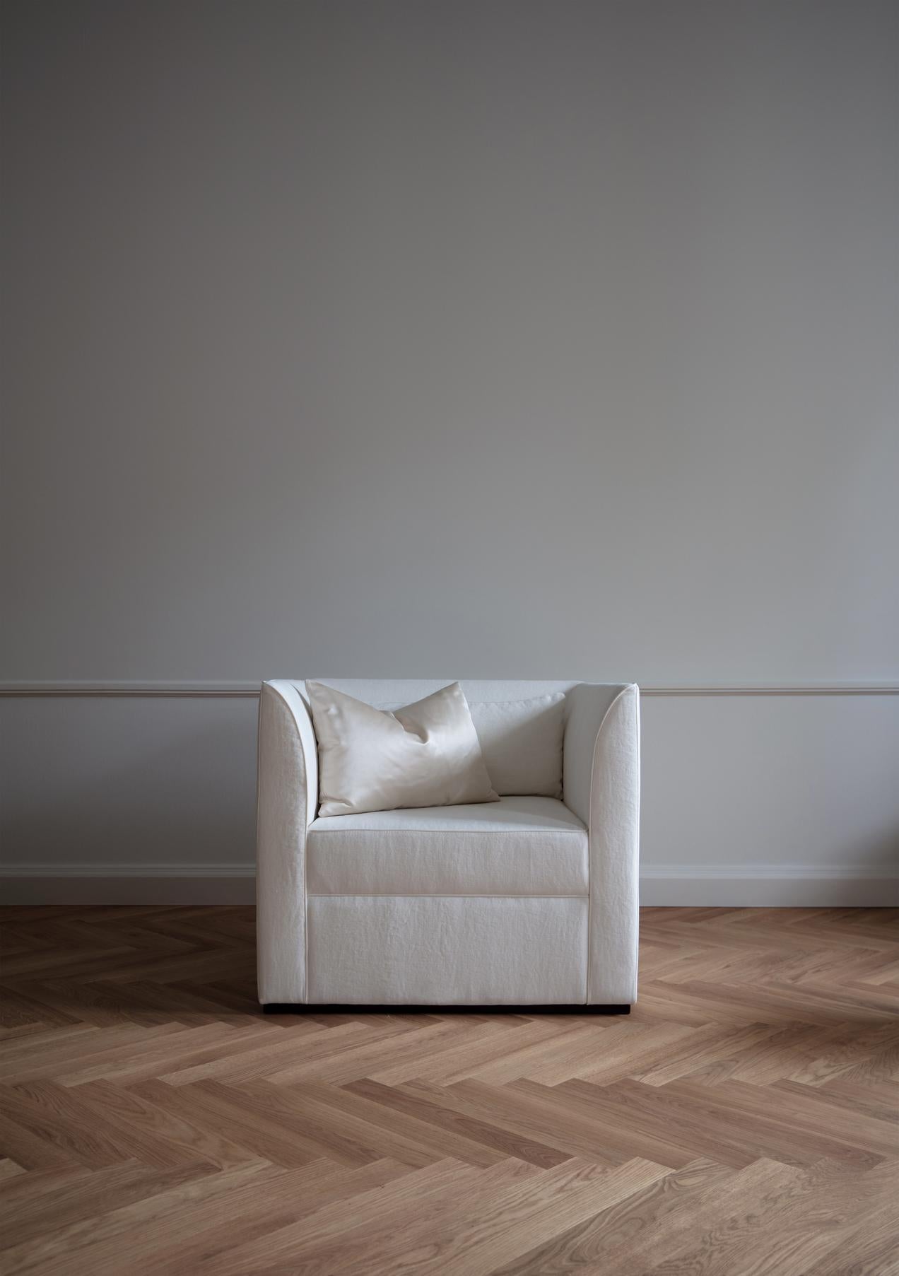 Contemporary Sofa 'Femme Deep' 3-Seater by Friends&Founders, White and Brown For Sale 3