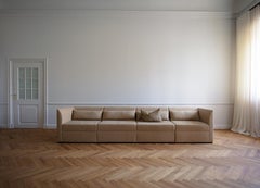 Contemporary Sofa 'Femme Modular' 4-Sitzer in Beige Stoff von Friends&Founders