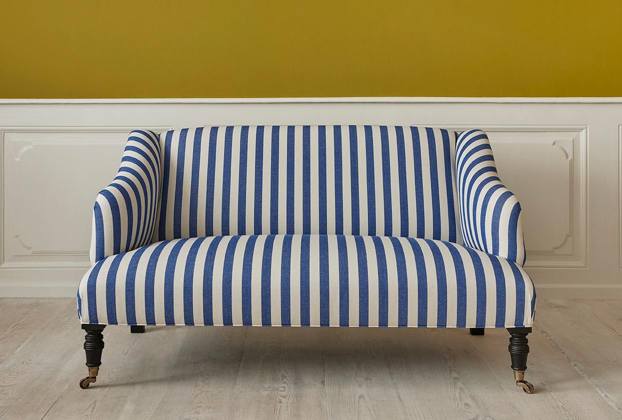 Belgien, Contemporary

Sofa mit individueller Polsterung von The Apartment.

H 72 x B 132 x T 80 cm