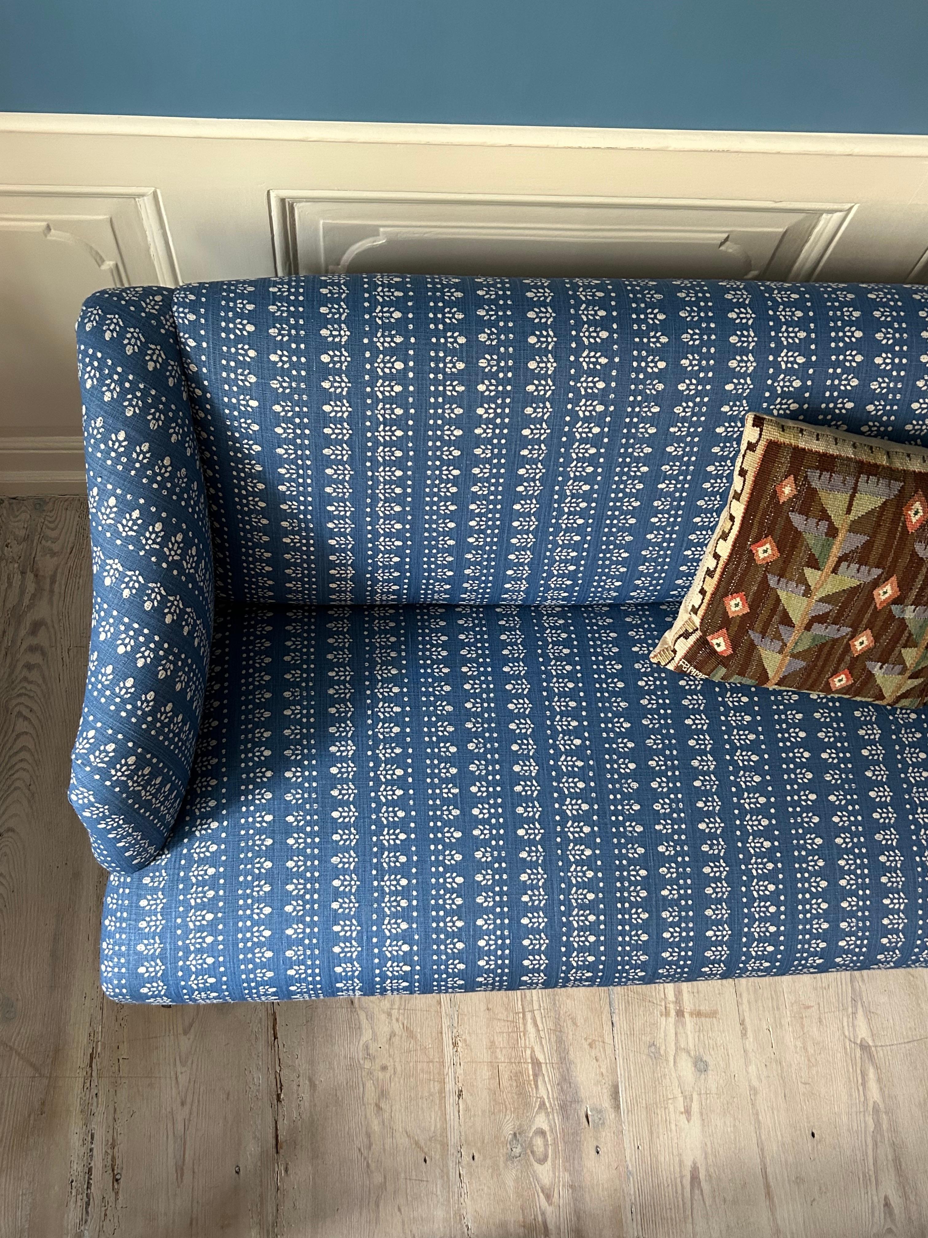 Contemporary Sofa in Customized Blue Upholstery by the Apartment, Belgium, 2020s For Sale 3