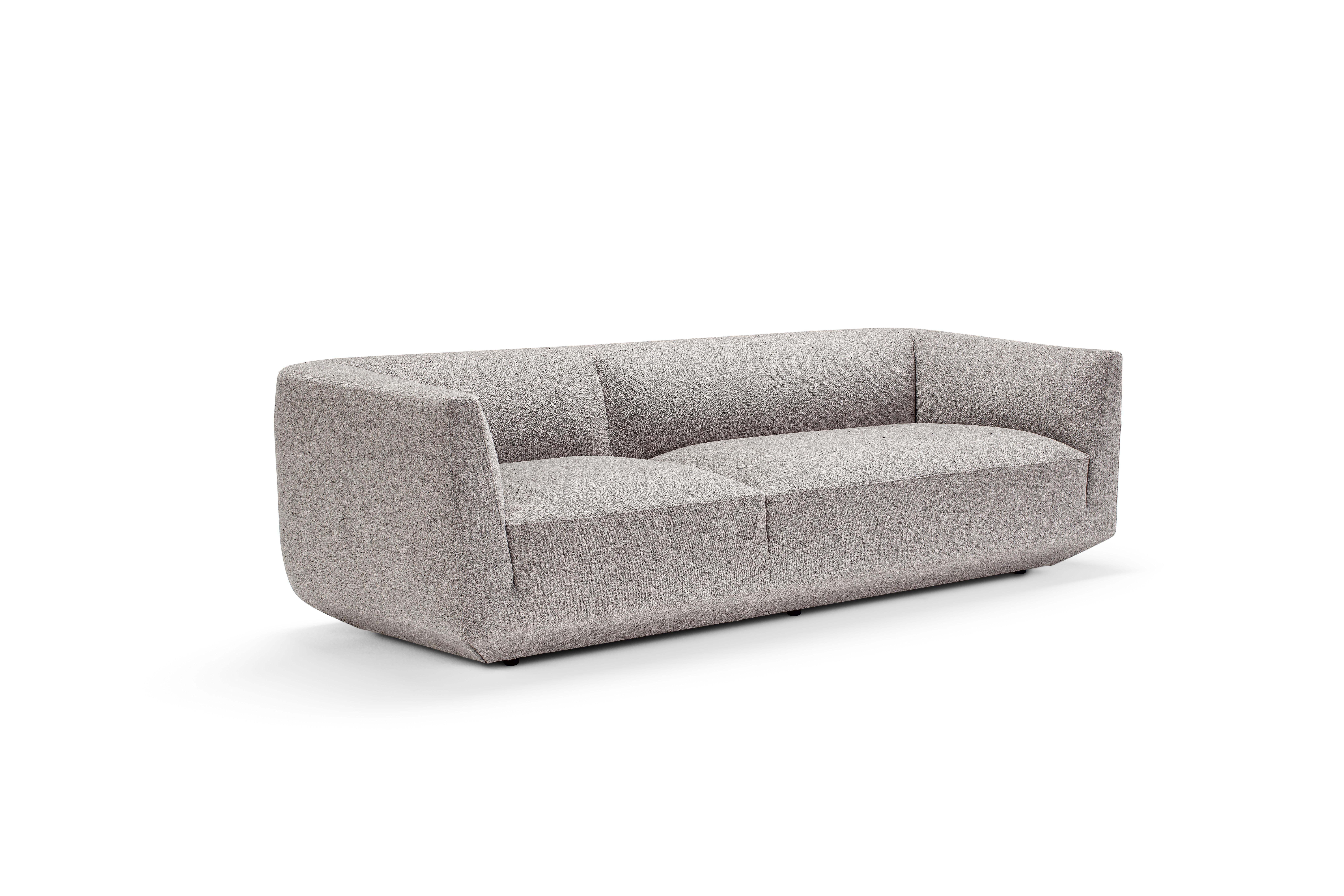 Panis sofa by Amura Lab.
Model 583.

Dimensions : H. 70 x 245 x 92 cm.

Fabric reference in picture : Trama 216 

More modules available in different fabrics and colors.
 
“Soft shapes declinable in all possible configurations”. The iconic