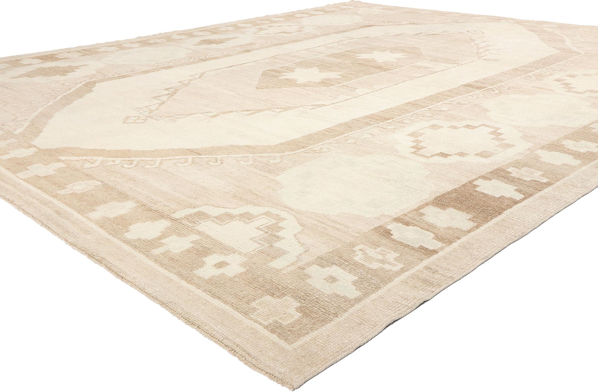 53884 Vintage Türkisch Kars Teppich, 10'05 x 12'05. Kars-Teppiche, die aus der nordosttürkischen Stadt Kars stammen, stellen einen bemerkenswerten Stil von handgewebten Teppichen dar. Diese Teppiche werden von geschickten Kunsthandwerkern nach