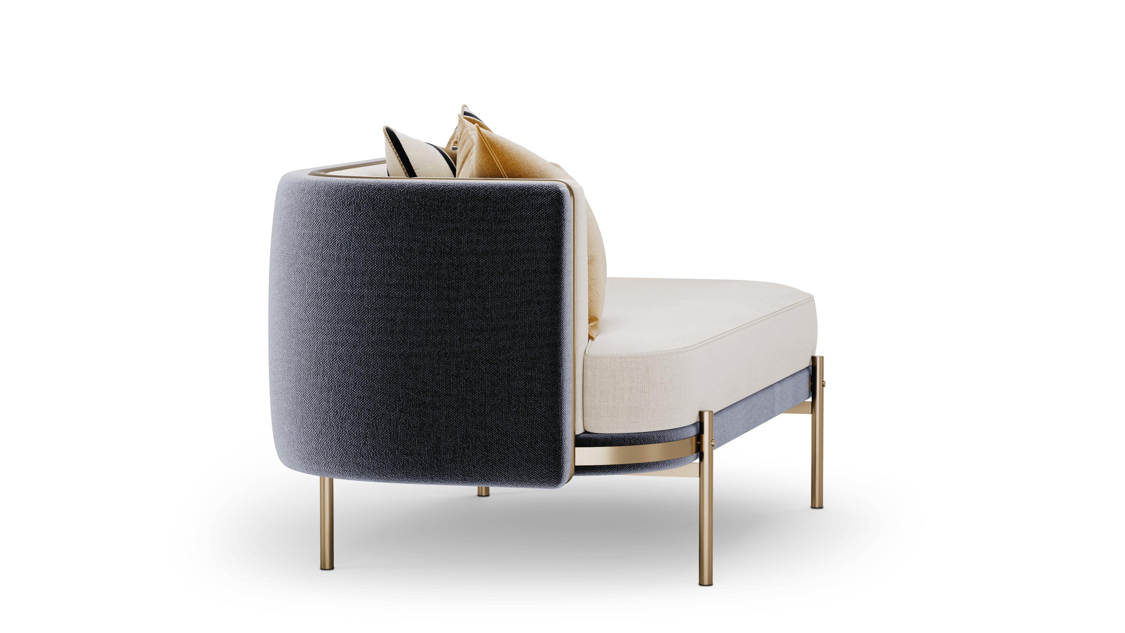 Portuguese Contemporary Solene Daybed With Sleek Curved Silhouette For Sale