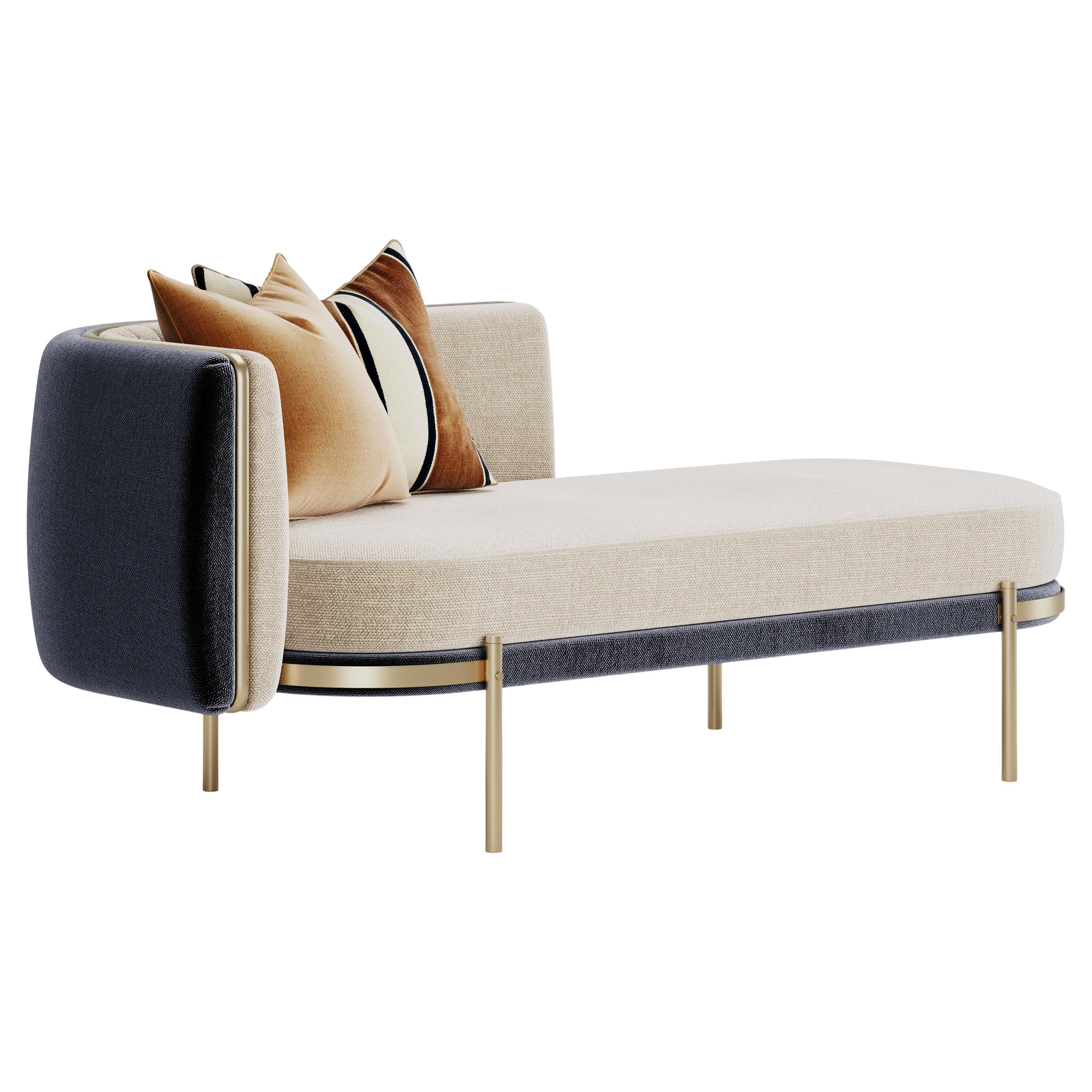 Contemporary Solene Daybed With Sleek Curved Silhouette