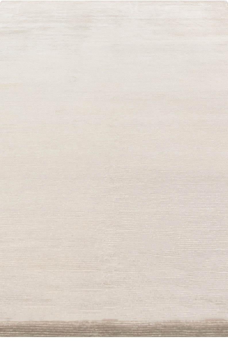Indiano Contemporary Solid Beige Wool Rug by Doris Leslie Blau in vendita