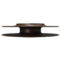 Table Cocktail Tables contemporaines en noyer massif avec plateau en marbre.