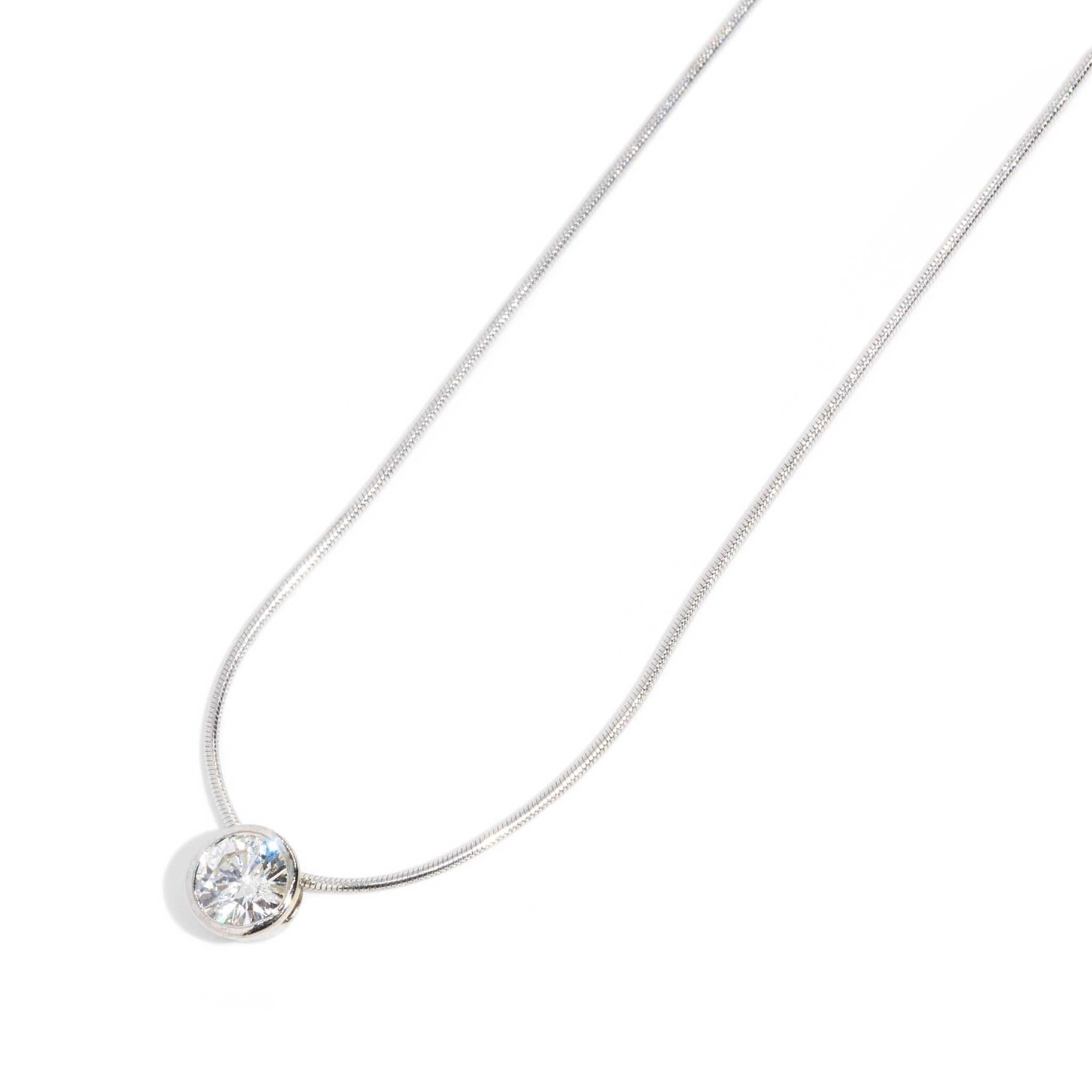 Women's Contemporary Solitaire Brilliant Diamond Fine Necklet 18 Carat White Gold For Sale
