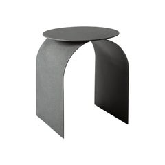 Mesa auxiliar escultórica Spinzi Palladium, metal negro, diseño italiano de colección