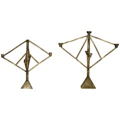 Candelabro contemporáneo Sprue Five en bronce fundido by Fort Standard