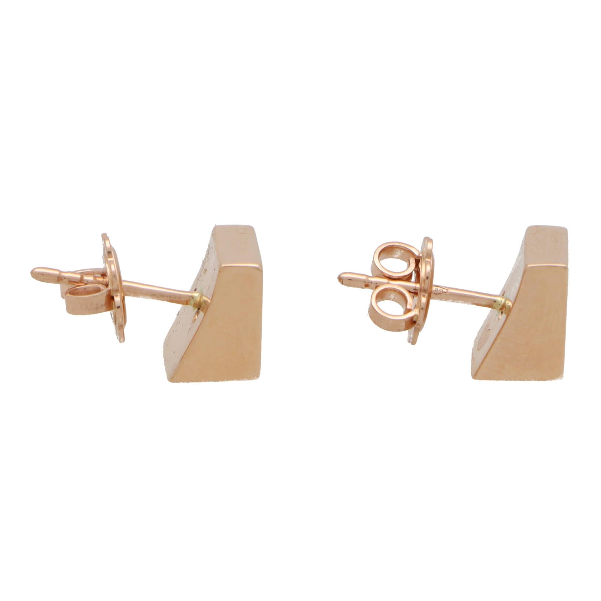 Contemporary Square Stud Earrings in 18k Rose Gold For Sale 2