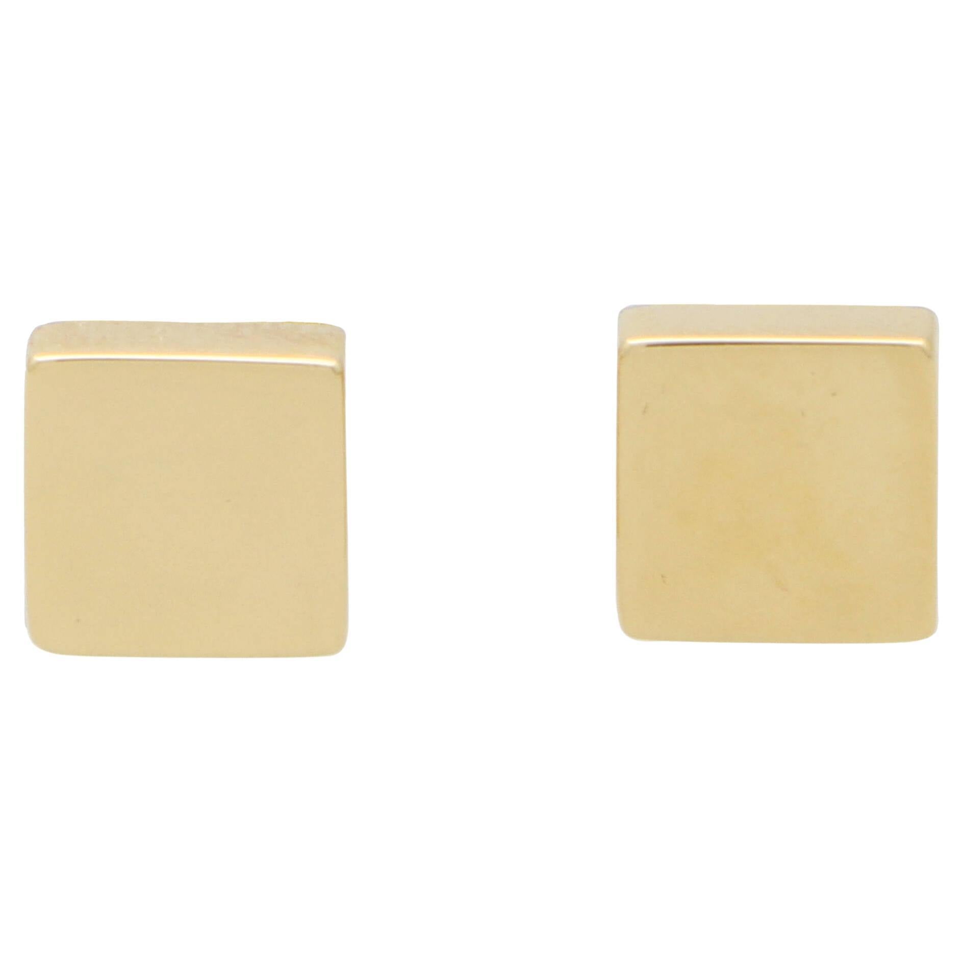 Contemporary Square Stud Earrings in 18k Yellow Gold For Sale