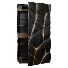 Mueble bar contemporáneo de roble teñido y bronce de Erwan Boulloud, Francia