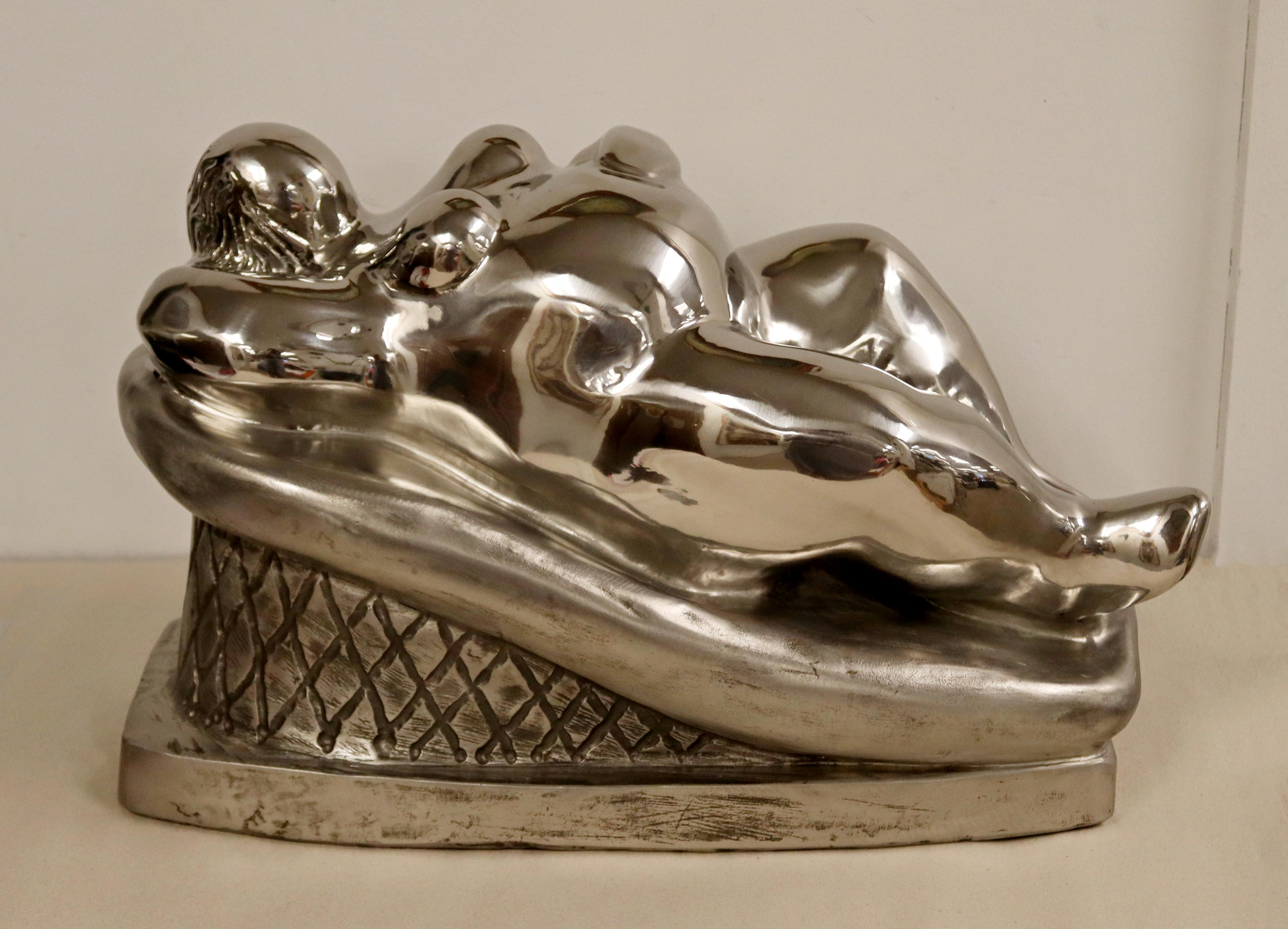 Zeitgenössische Edelstahl-Tischskulptur der kleinen Göttin von Jerry Soble, 1990er Jahre im Zustand „Gut“ im Angebot in Keego Harbor, MI