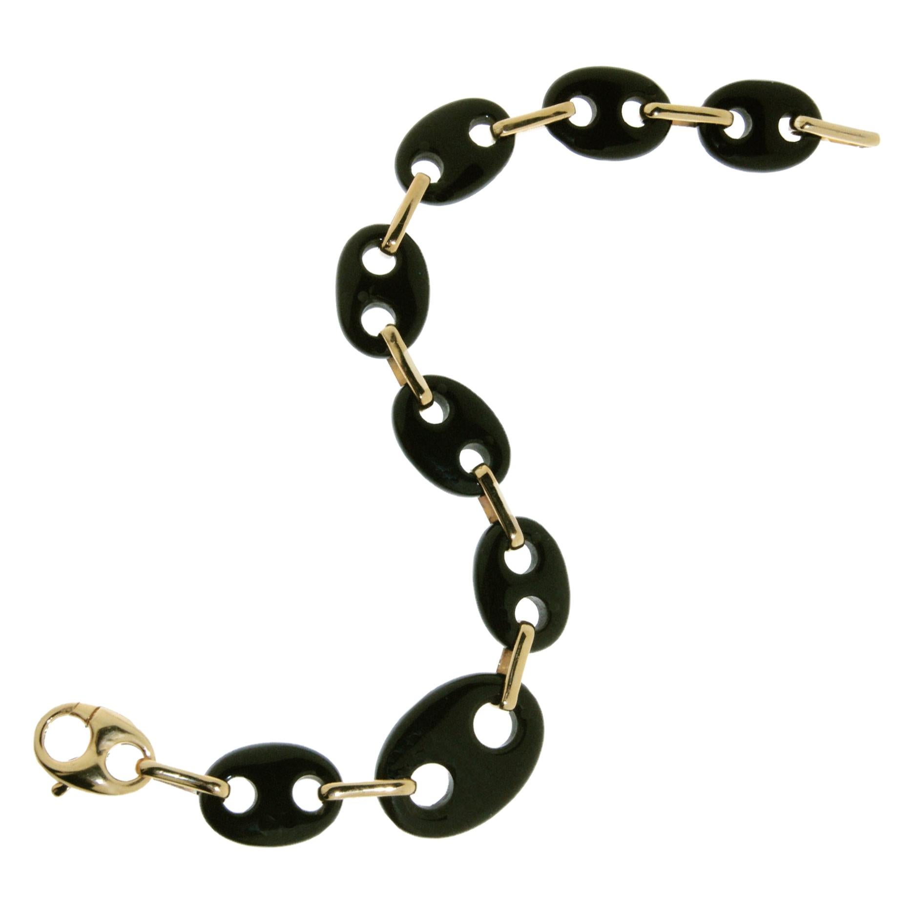 Contemporary Statement Onyx and 18k Yellow Gold Chain Bracelet For Sale