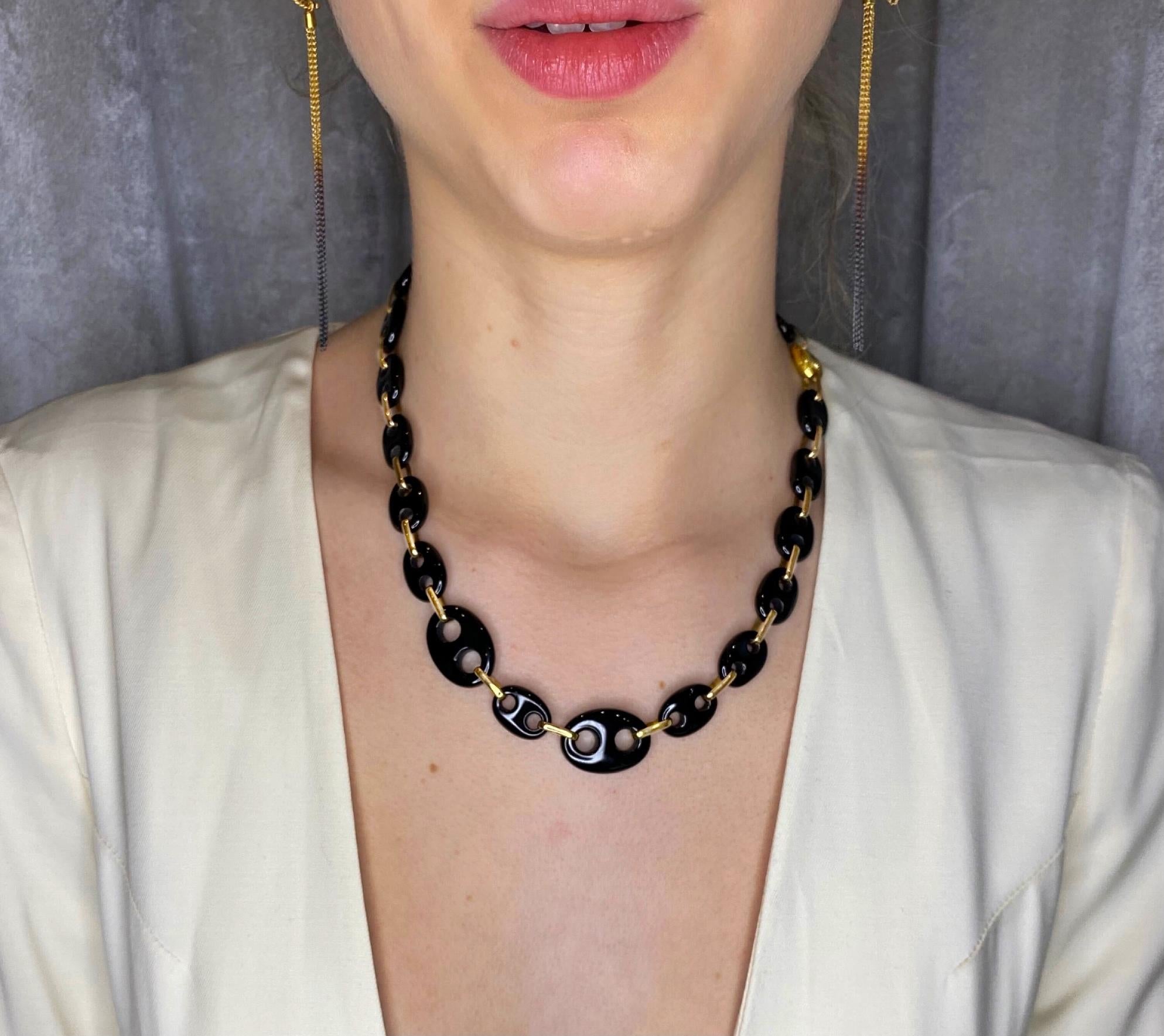 From the “24/7 “collection this statement chain necklace is made in 18 Karats yellow gold with nautical onyx links. The collection evokes the designers’ love for the sea and sailing. As San Sebastián natives, a seaside city, with a harbor, it was