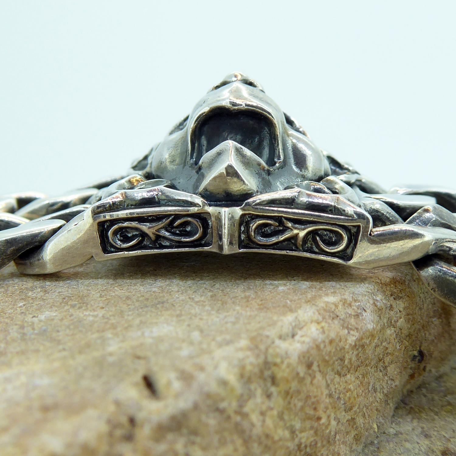 Contemporary Stephen Webster London Calling Silver Bracelet, Gargoyle Heads In Good Condition In Yorkshire, West Yorkshire