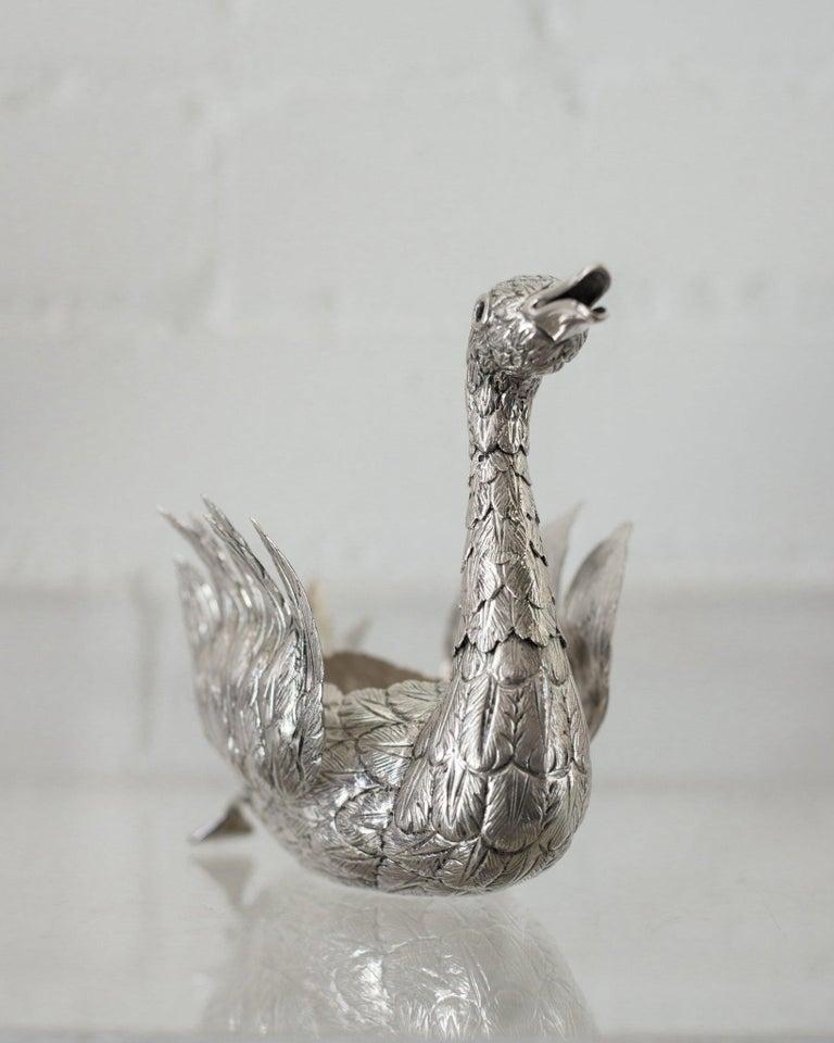Cigno contemporaneo in argento Sterling 925 cesellato a mano In condizioni Nuovo in vendita a Toronto, ON