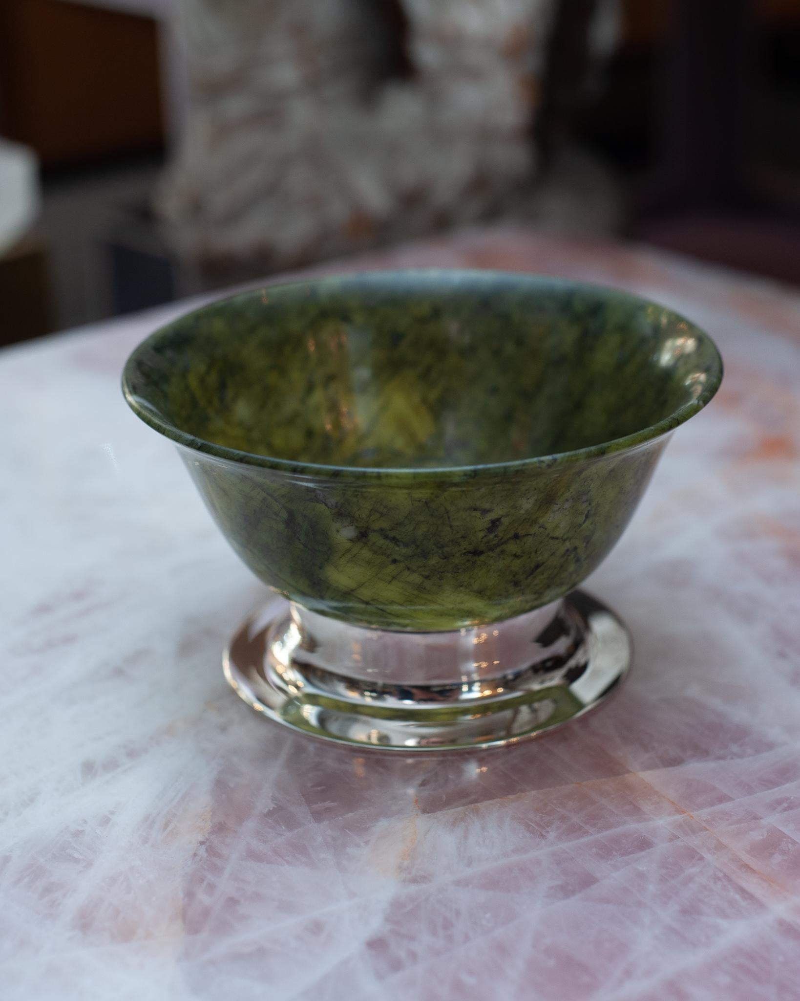 Contemporary Sterling Silver and Jade Bowl In New Condition For Sale In Toronto, ON