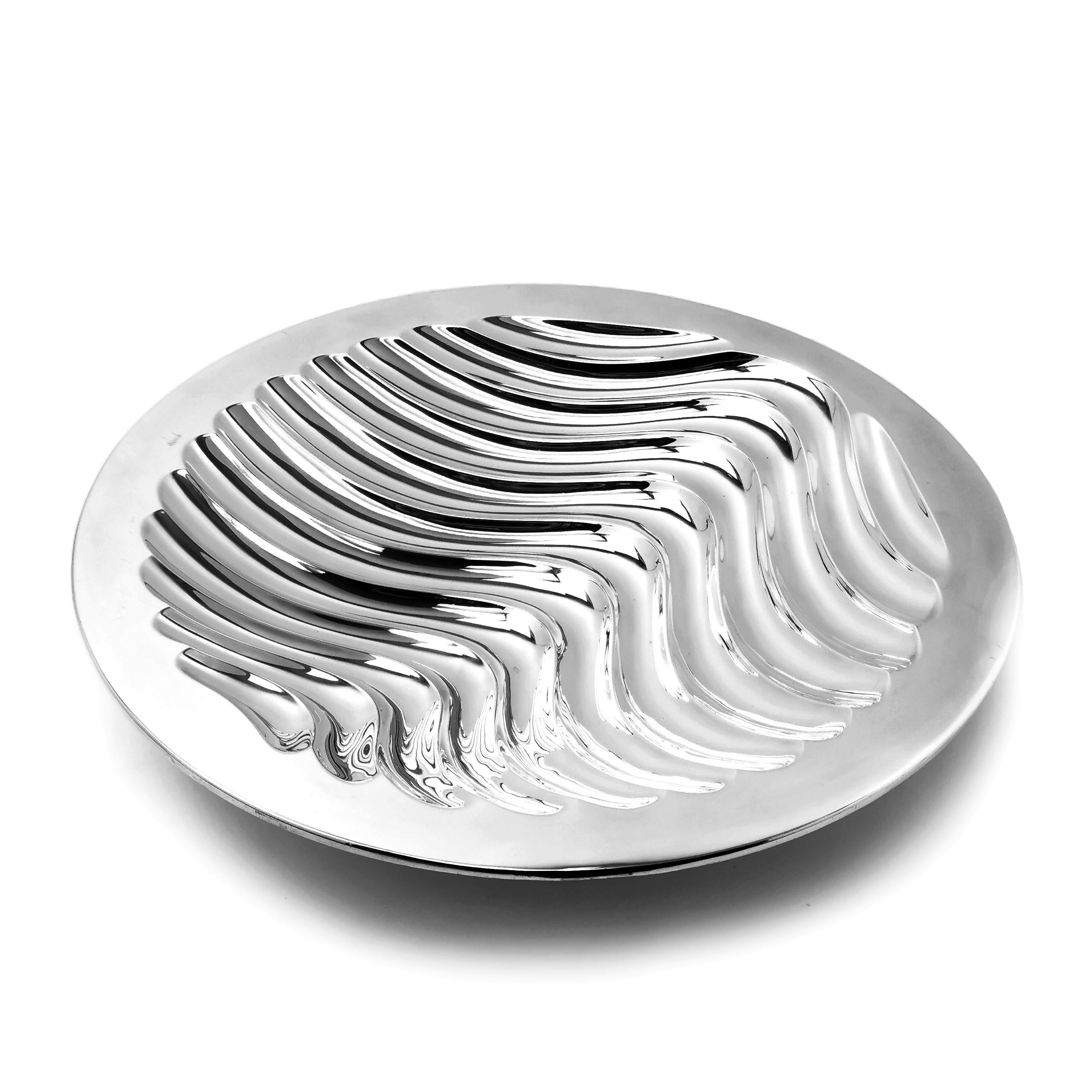 English Contemporary Sterling Silver Bowl Round Double Skinned Wave Alex Brogden 1993 For Sale