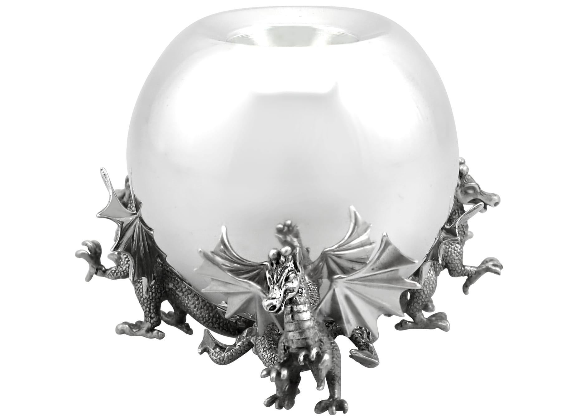 Candelieri a forma di drago in argento sterling (1997) In condizioni ottime in vendita a Jesmond, Newcastle Upon Tyne