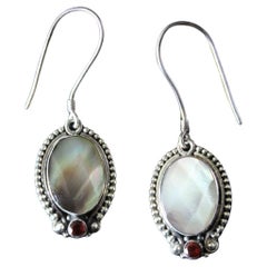 Contemporary Sterling Silver Mother of Pearl & Garnet Earrings 